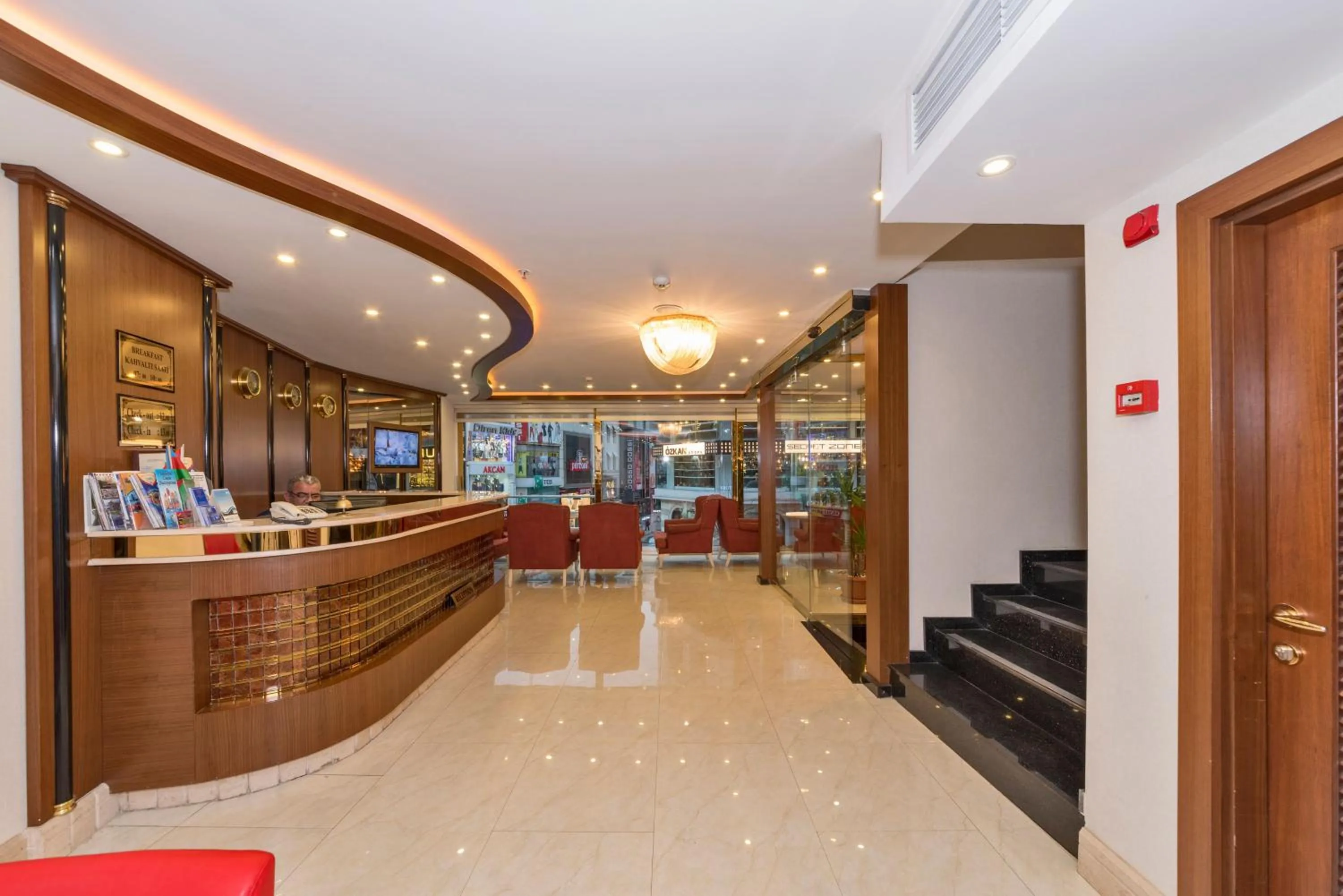 Lobby or reception in Marcello Hotel