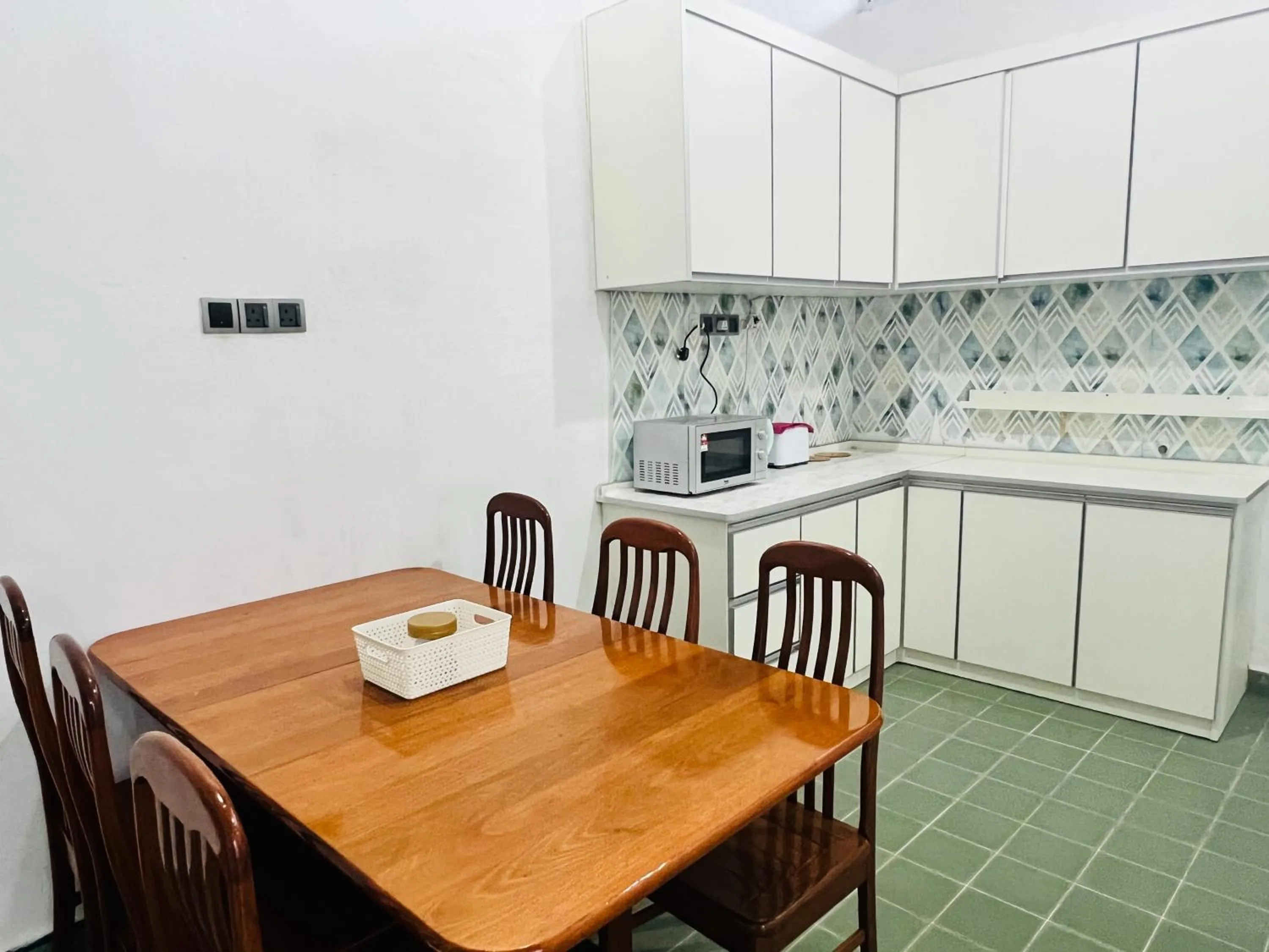 Coffee/tea facilities in Sehijau Homestay Taman Ira