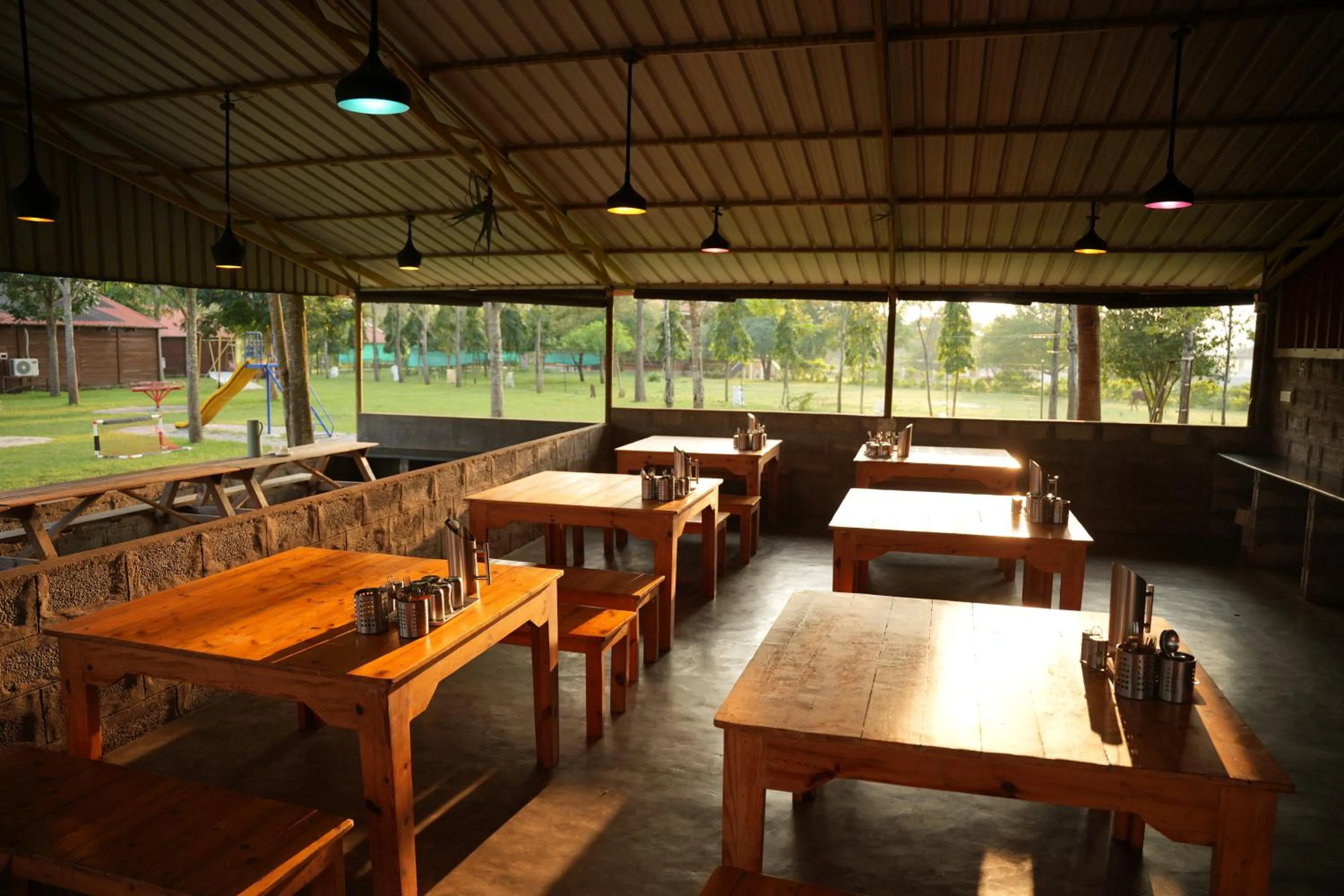 Restaurant/places to eat in labdhi Resorts Masinagudi- Stag Groups not allowed