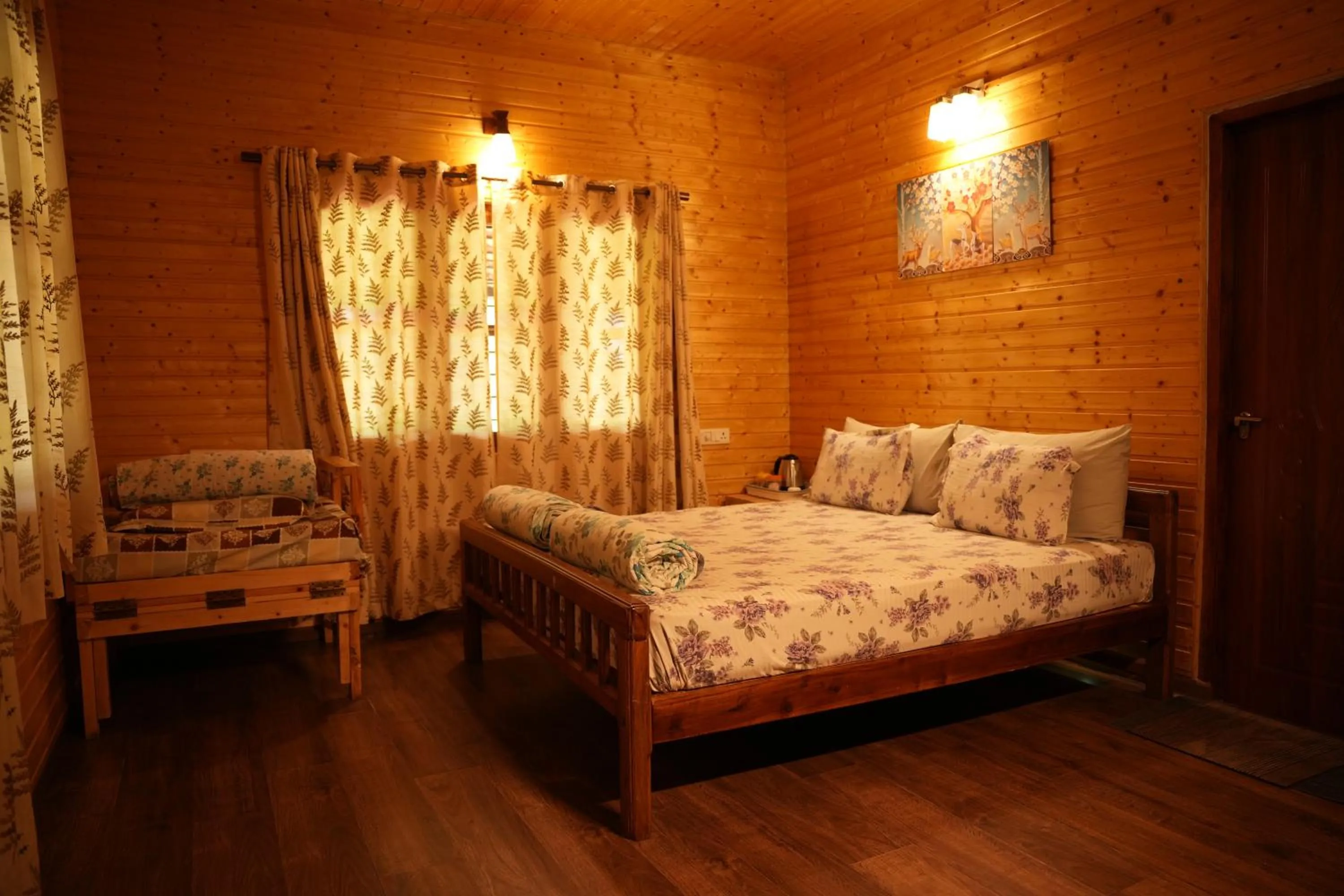 Bed in labdhi Resorts Masinagudi- Stag Groups not allowed