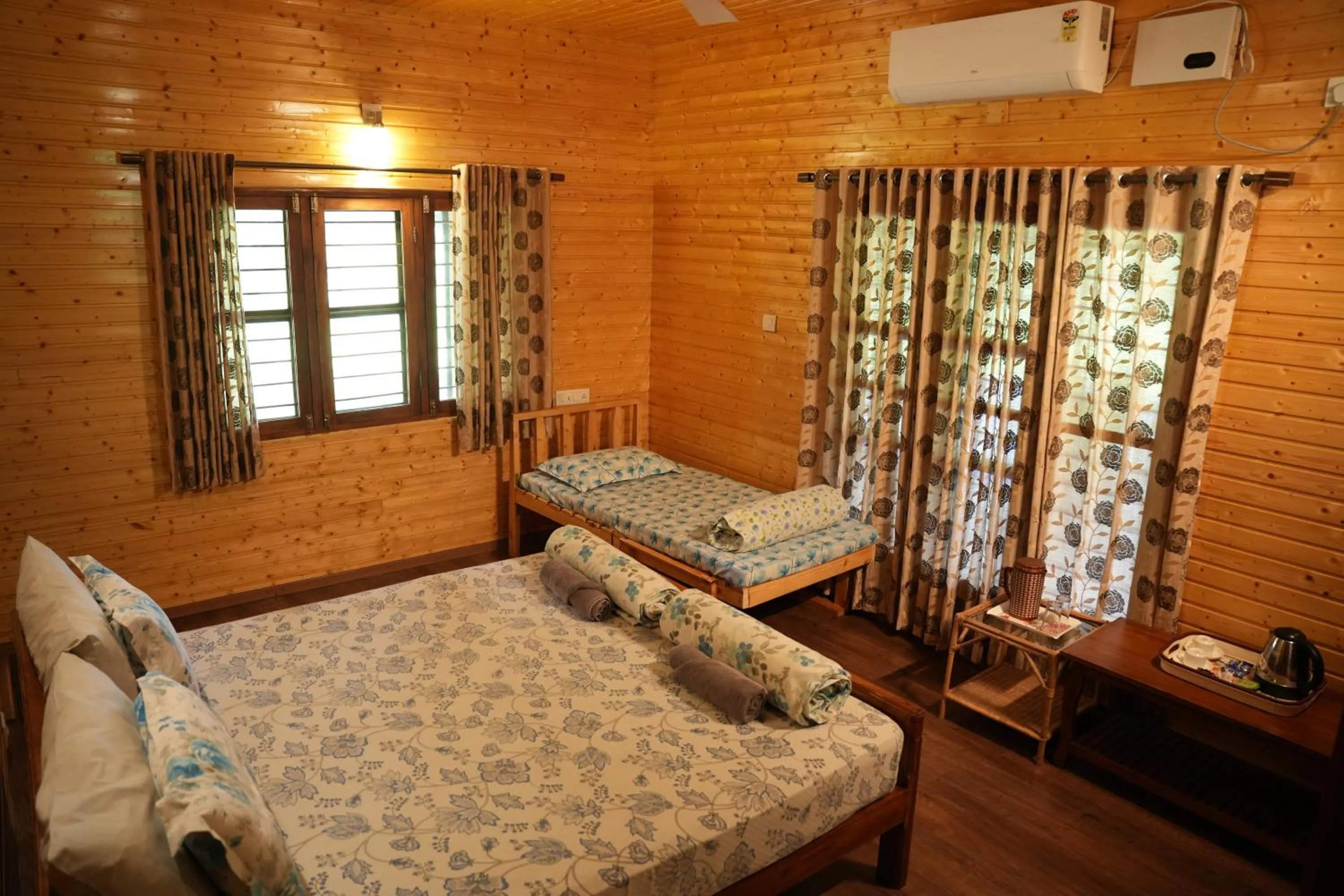Bed in labdhi Resorts Masinagudi- Stag Groups not allowed