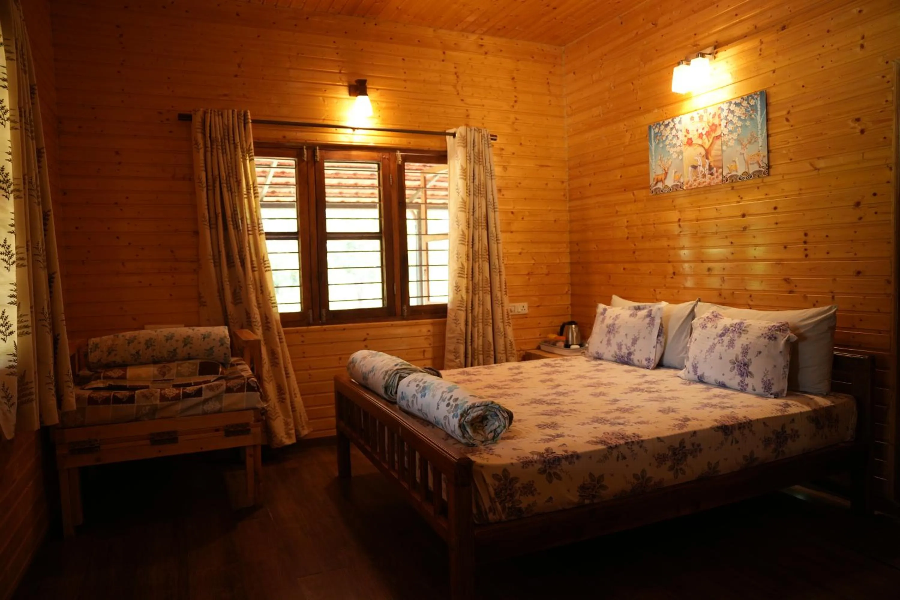 Bed in labdhi Resorts Masinagudi- Stag Groups not allowed