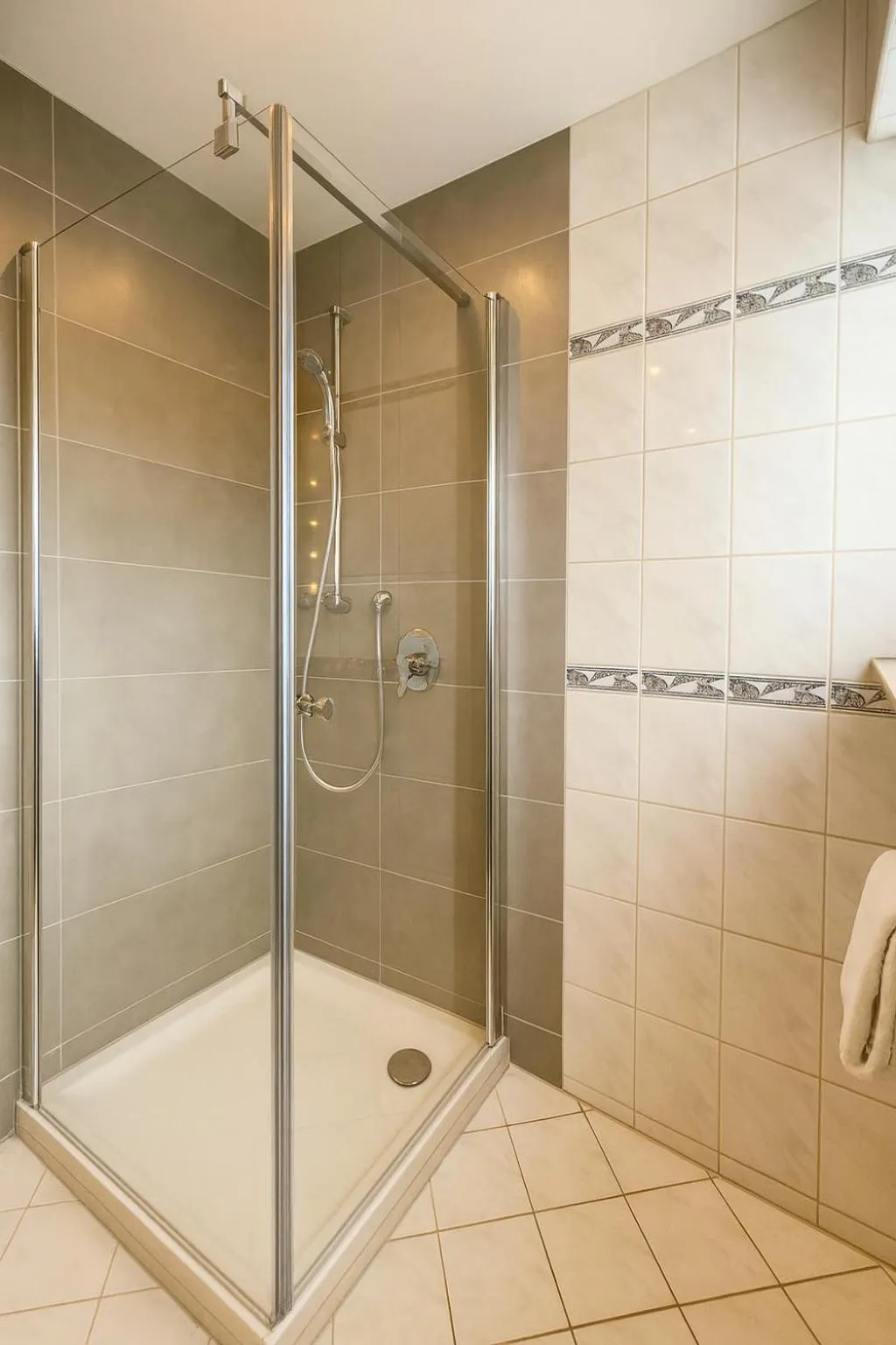 Shower in Hotel JMS Holiday Allgäu