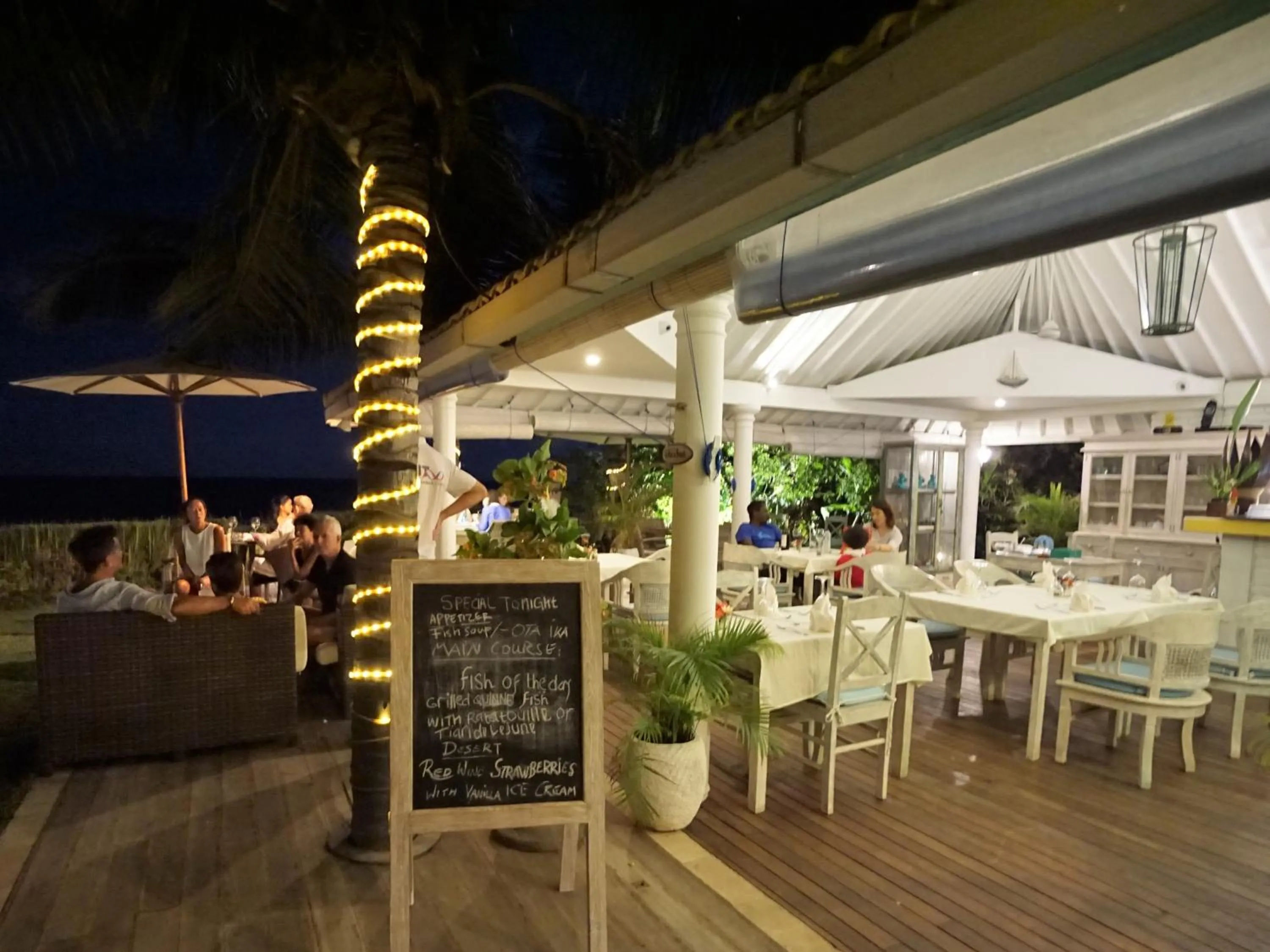 Restaurant/places to eat in Mayo Resort