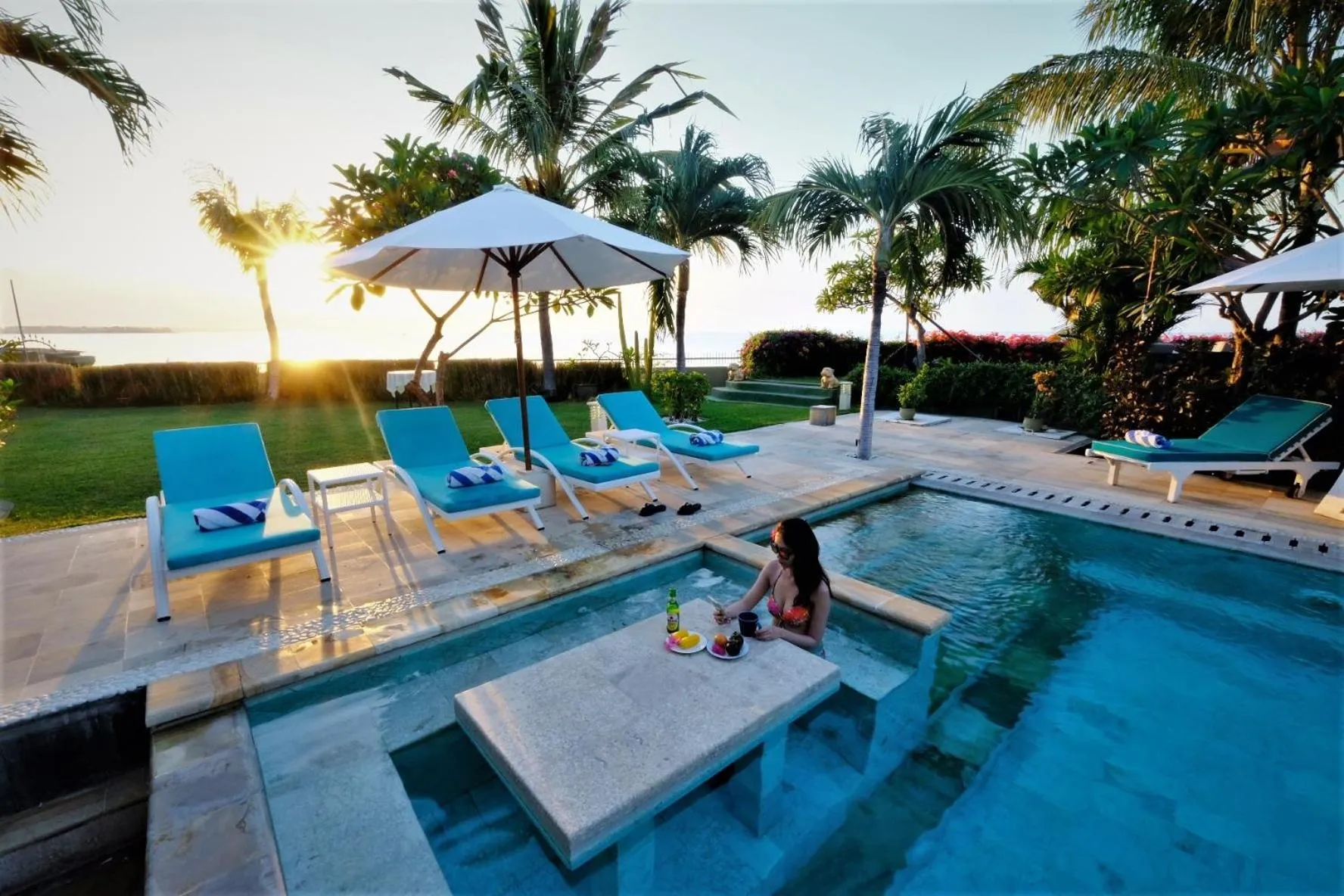 Lounge or bar in Mayo Resort