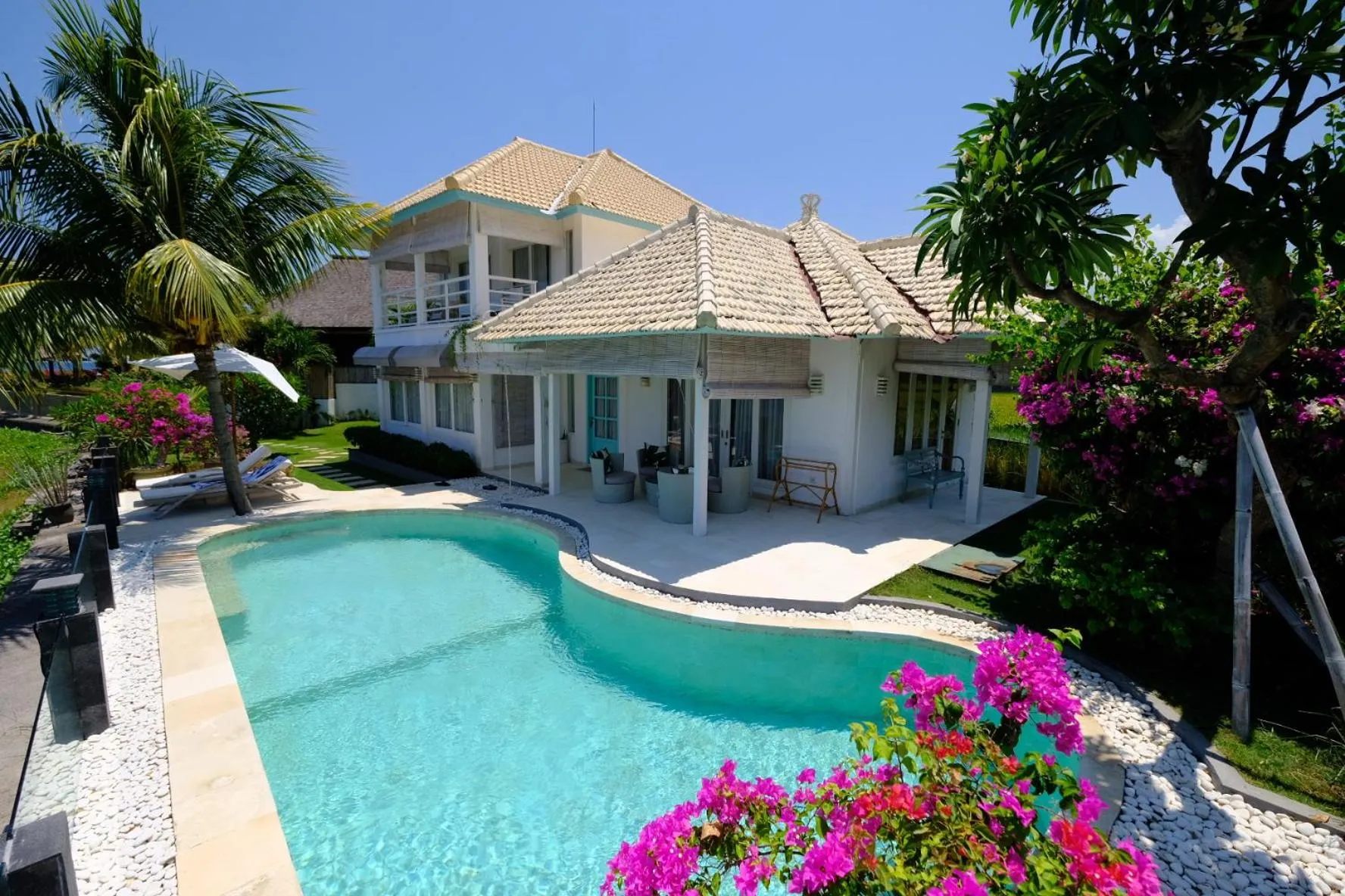 Facade/entrance in Mayo Resort