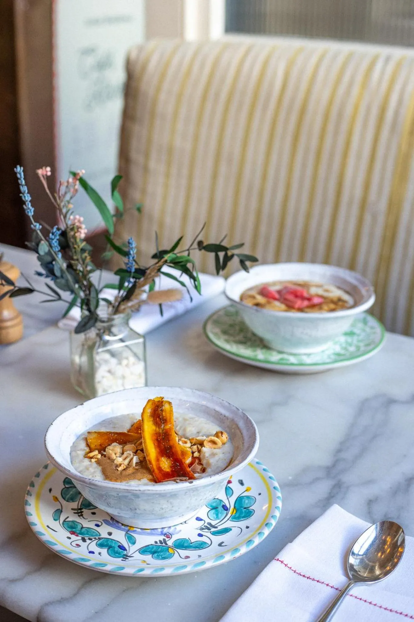 Food and drinks in Artist Residence London