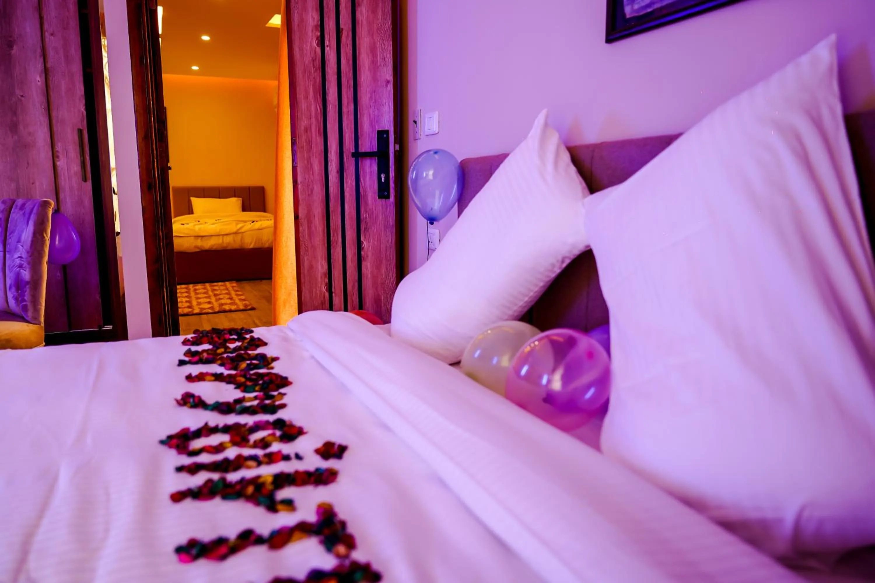 Bed in Pyramids Hotel