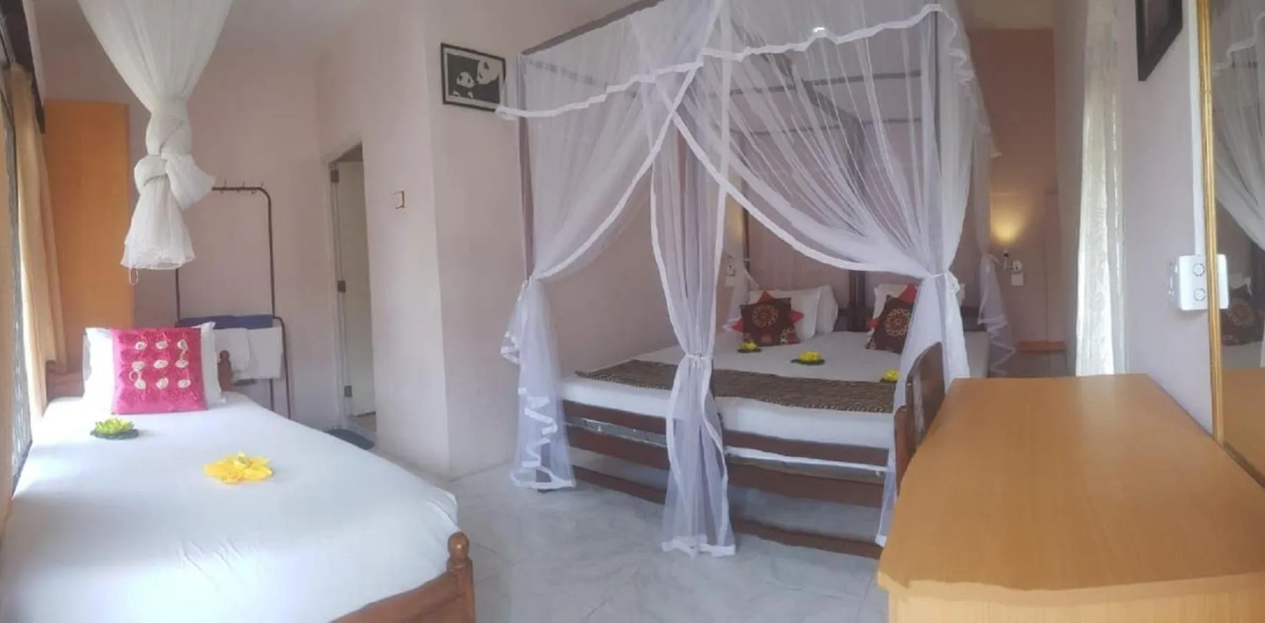Photo of the whole room, Bed in Wijenayake's - Beach Haven Guest House - Galle Fort