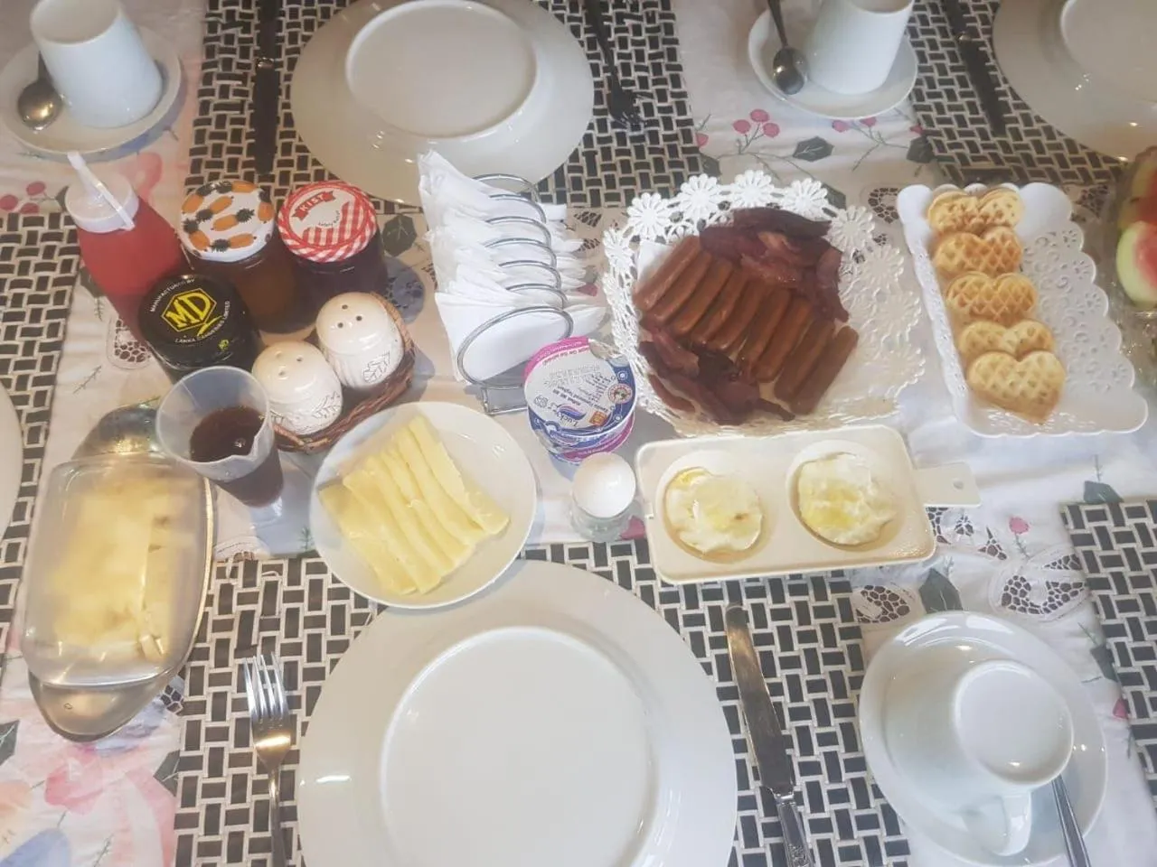 Breakfast in Wijenayake's - Beach Haven Guest House - Galle Fort