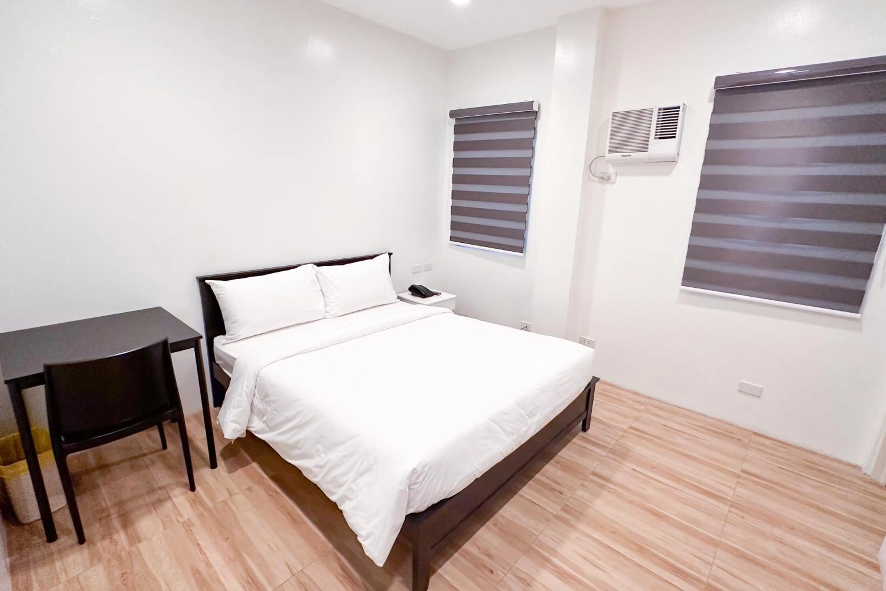 Bed in SANTOS Pension House