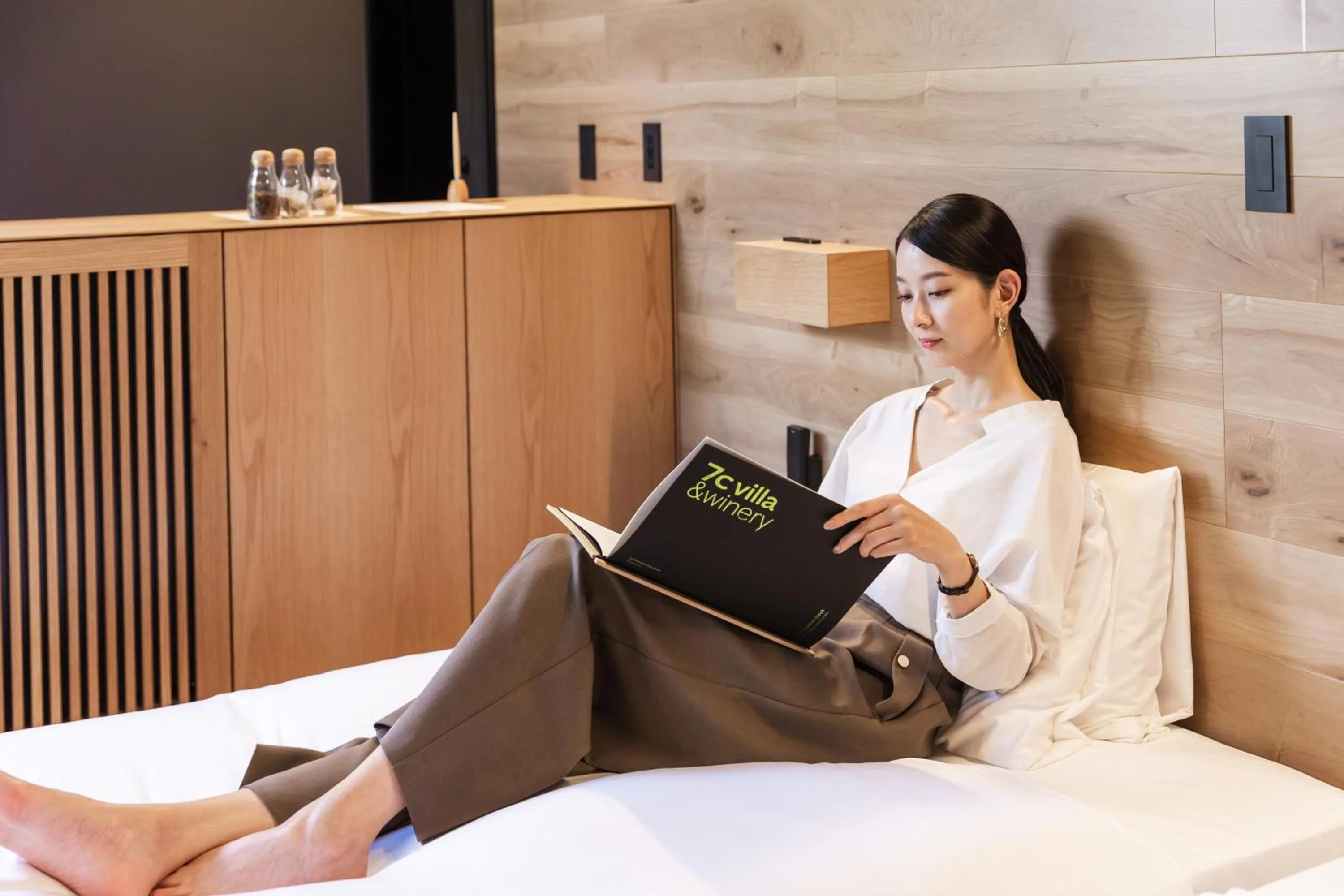 Bedroom, Bed in 7c villa and winery