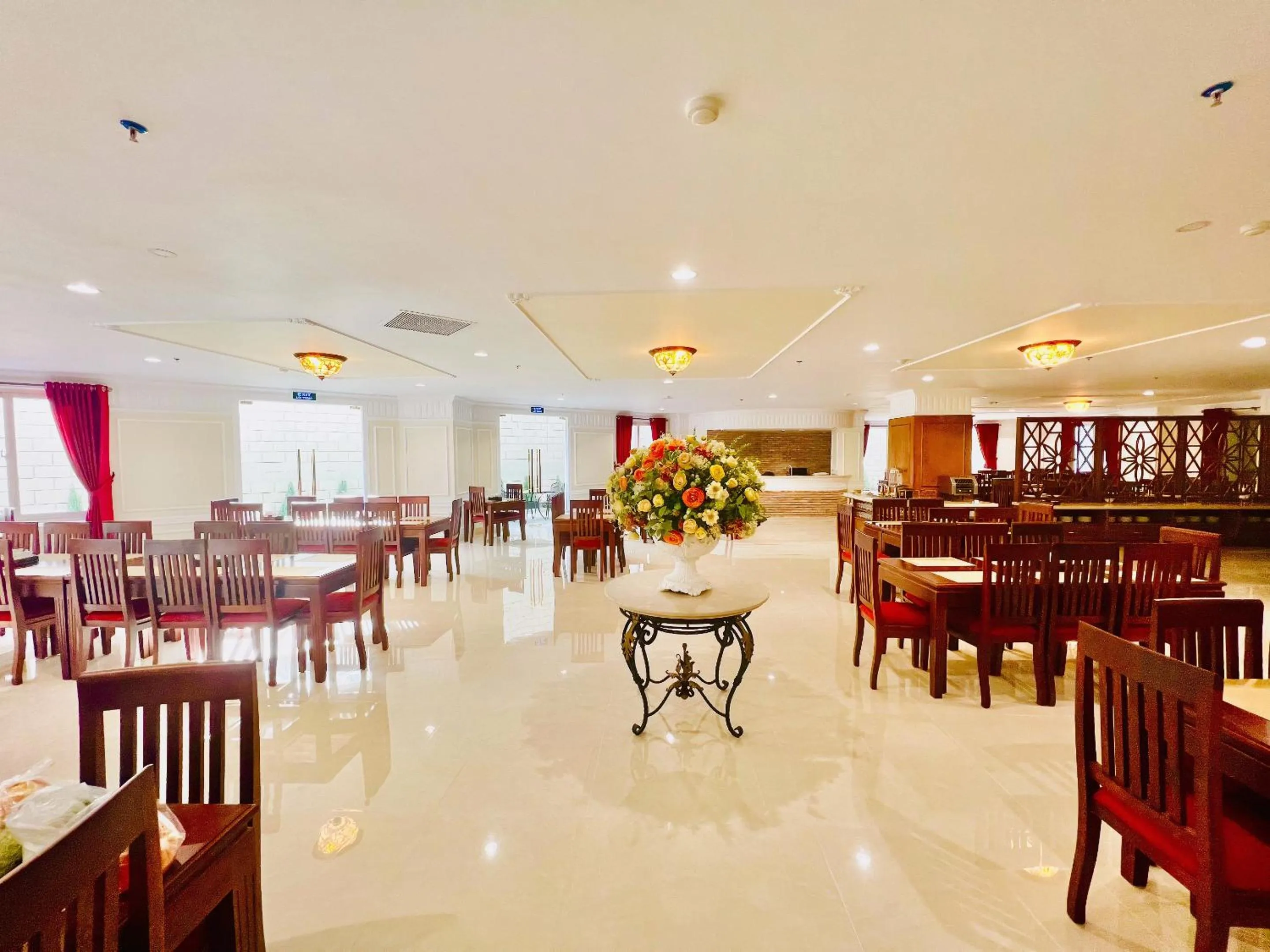 Restaurant/places to eat in CALYSSA HOTELS & VILLAGE