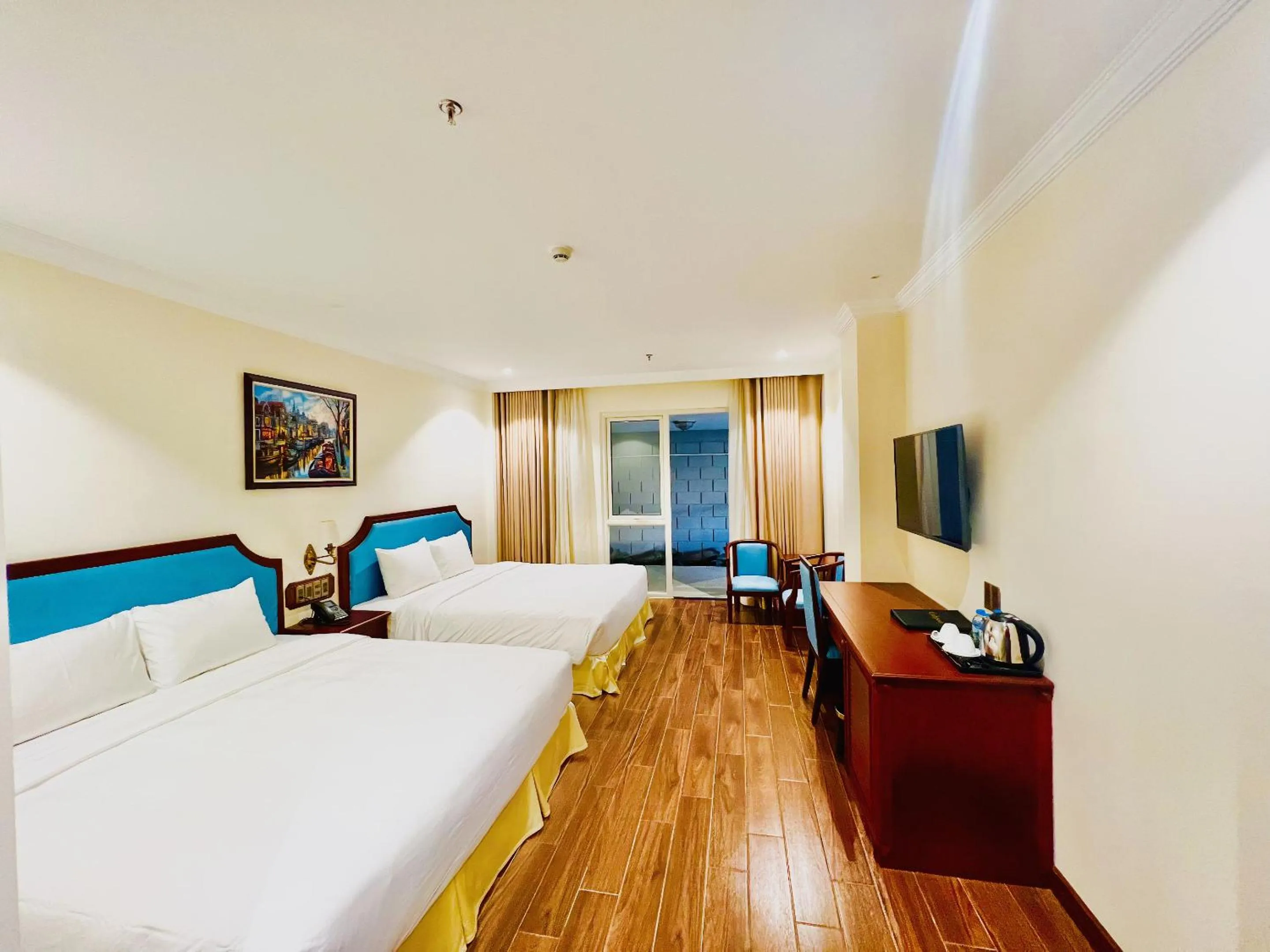 Photo of the whole room, Bed in CALYSSA HOTELS & VILLAGE
