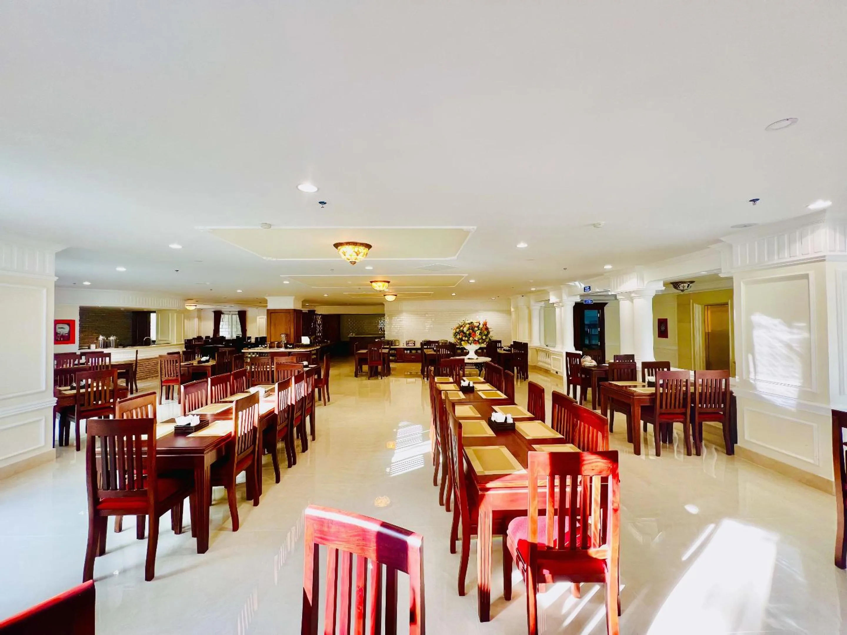 Restaurant/places to eat in CALYSSA HOTELS & VILLAGE