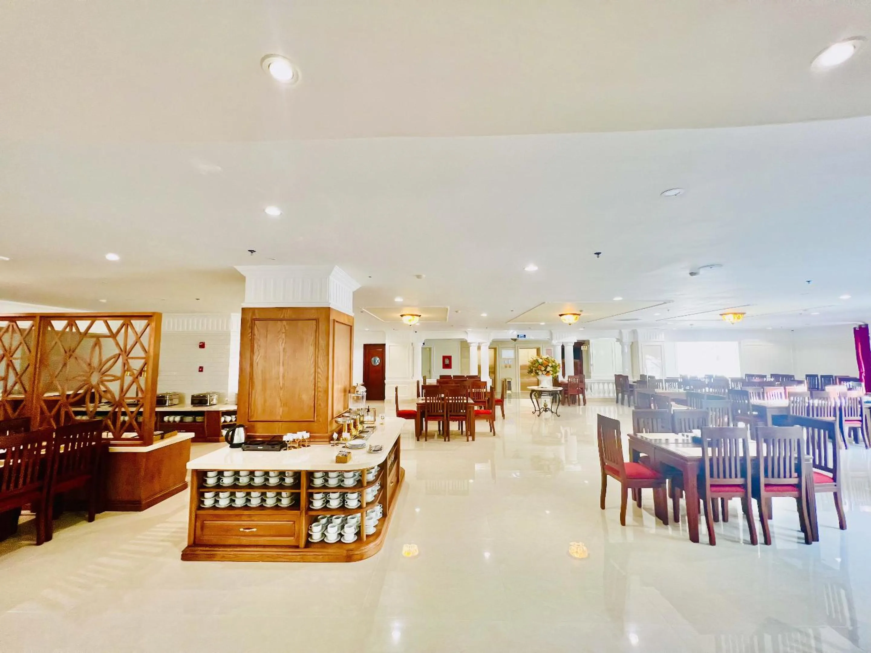 Restaurant/places to eat in CALYSSA HOTELS & VILLAGE