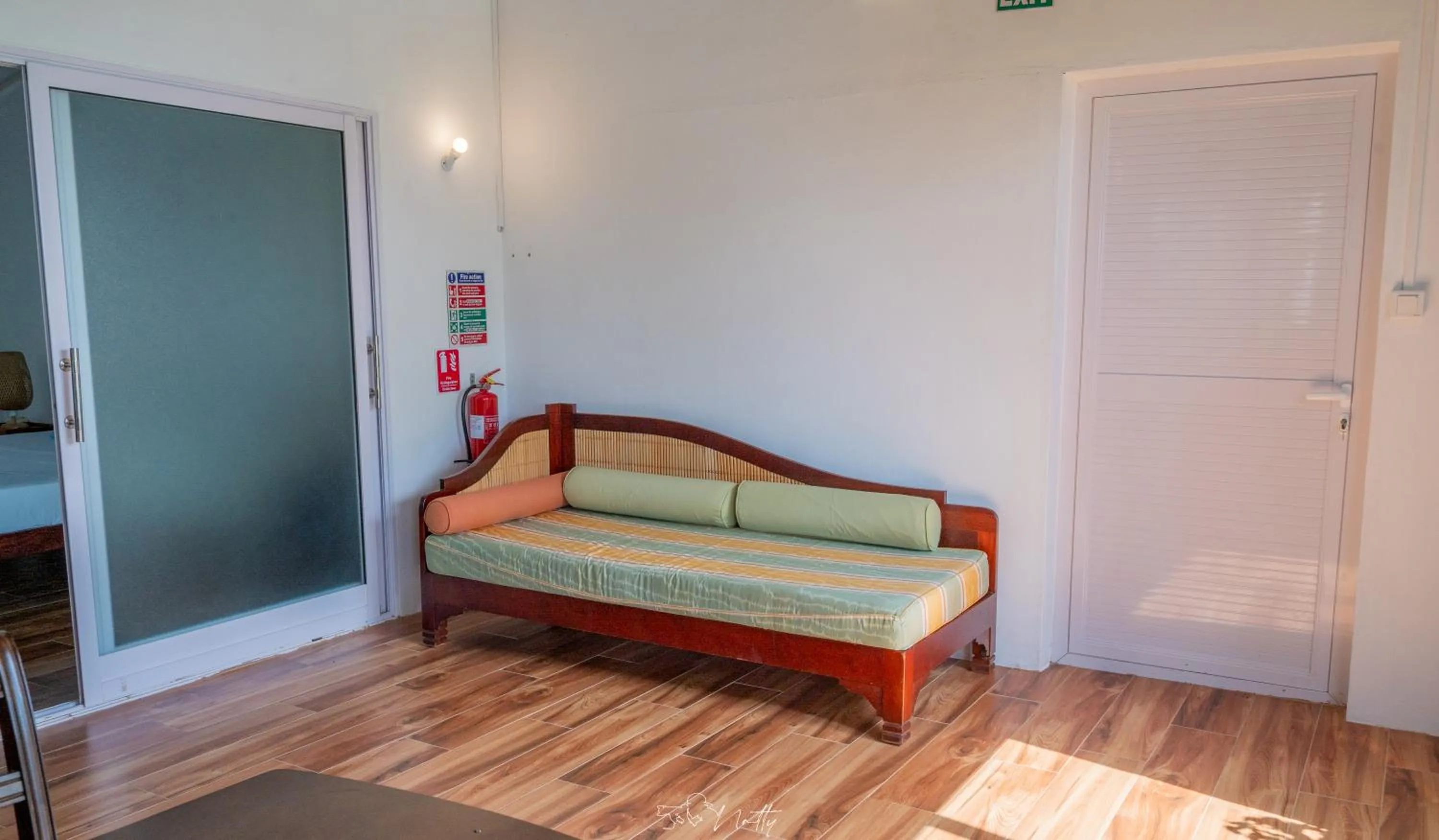 Living room, Bed in Residence Foulsafat