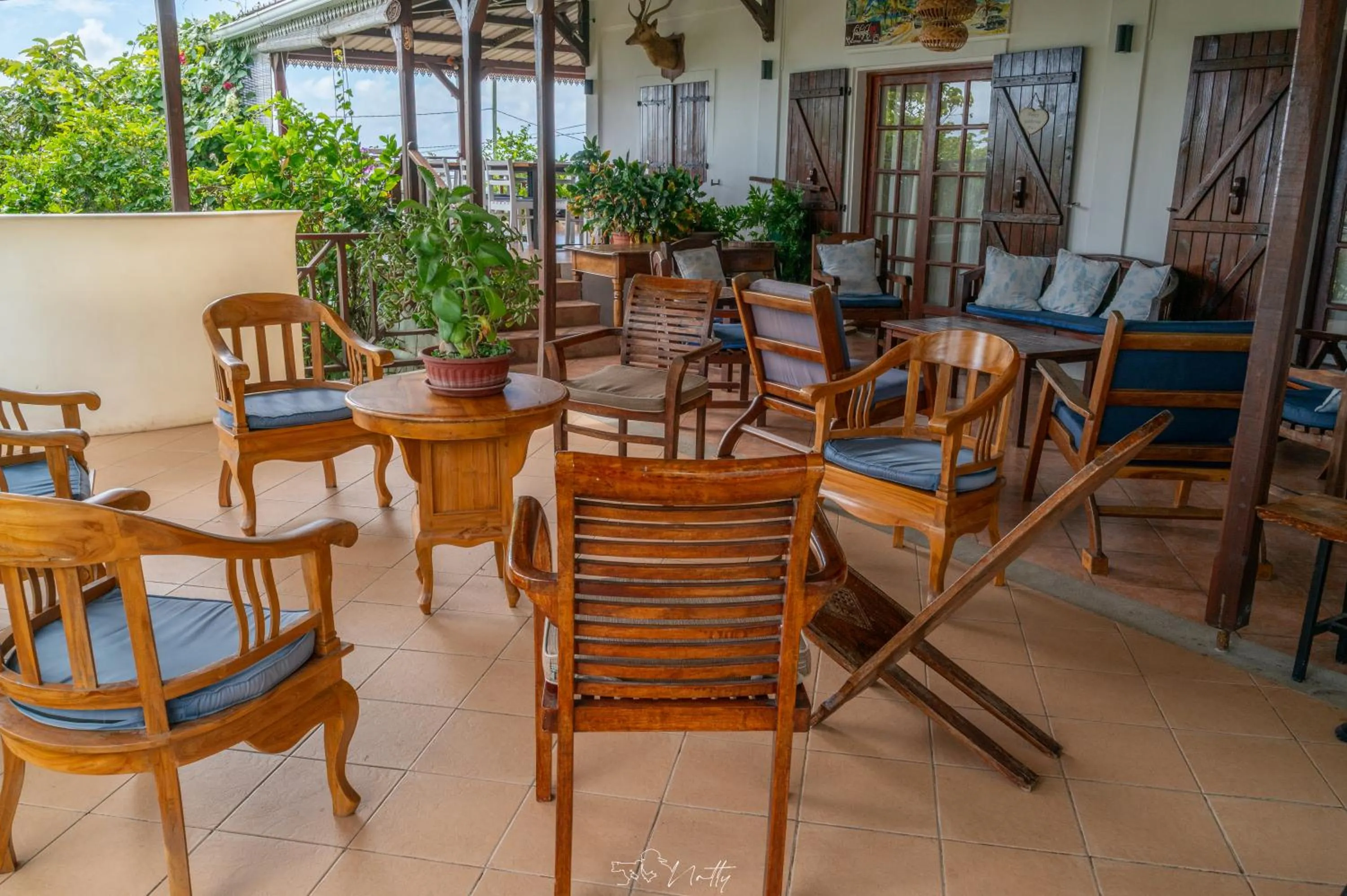 Communal lounge/ TV room in Residence Foulsafat