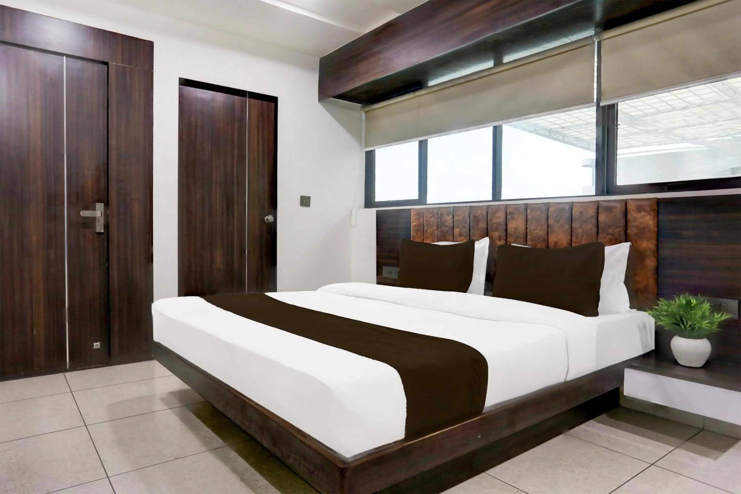 Bedroom, Bed in Super Hotel O Nana Chiloda Near Airport Formerly Green Valley