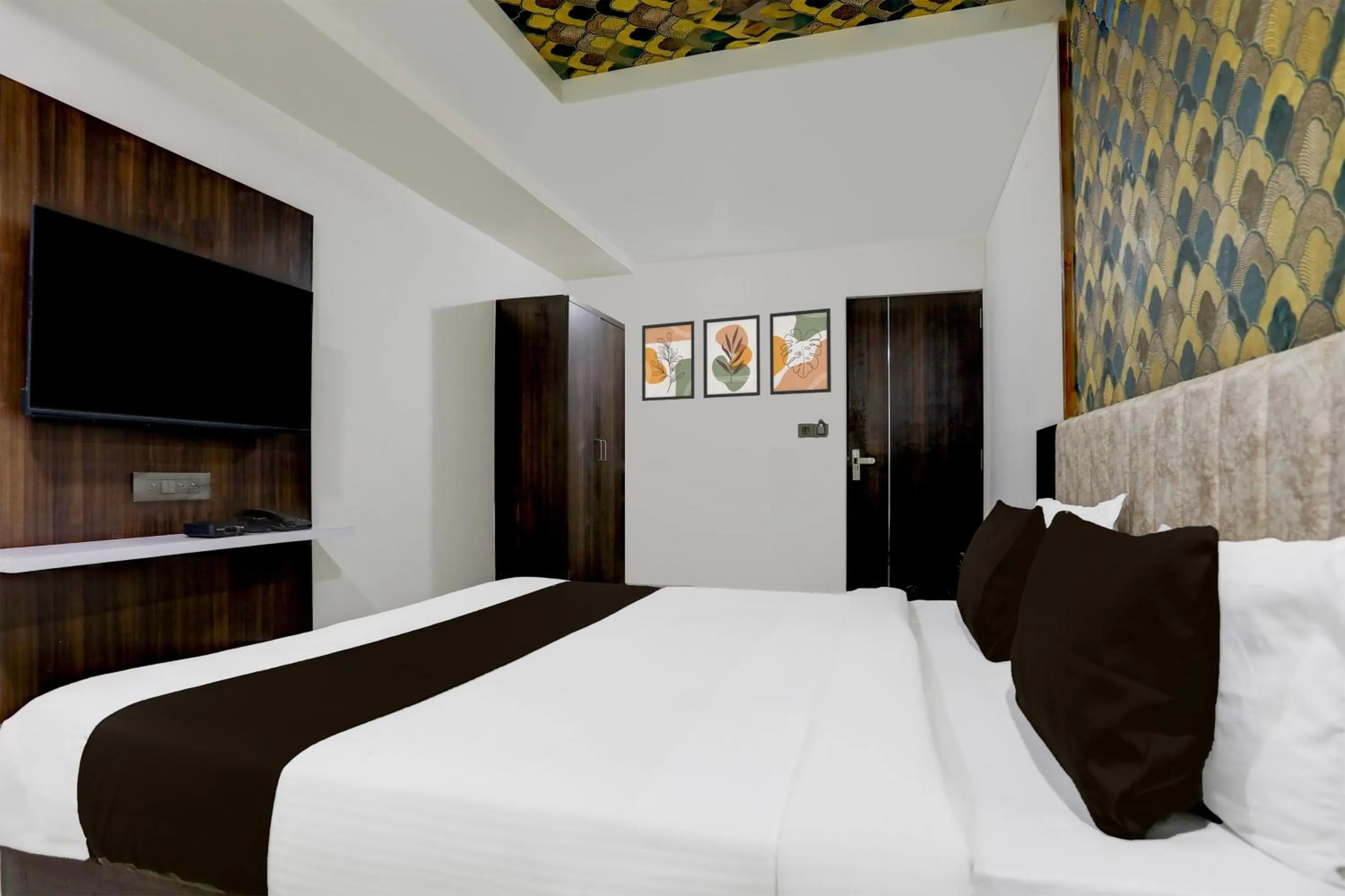 Bedroom, Bed in Super Hotel O Nana Chiloda Near Airport Formerly Green Valley