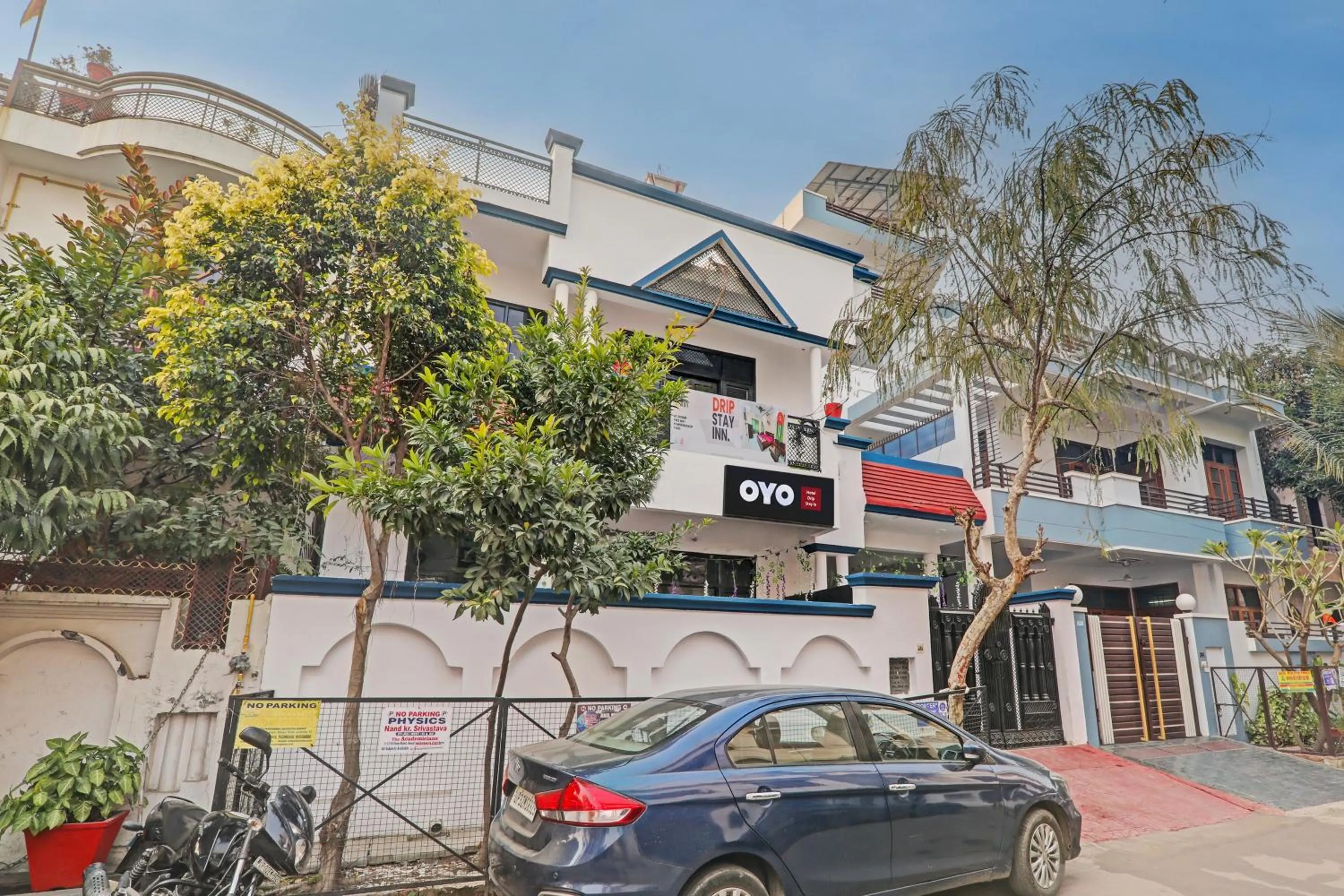 Facade/entrance in Hotel O Drip Stay Inn