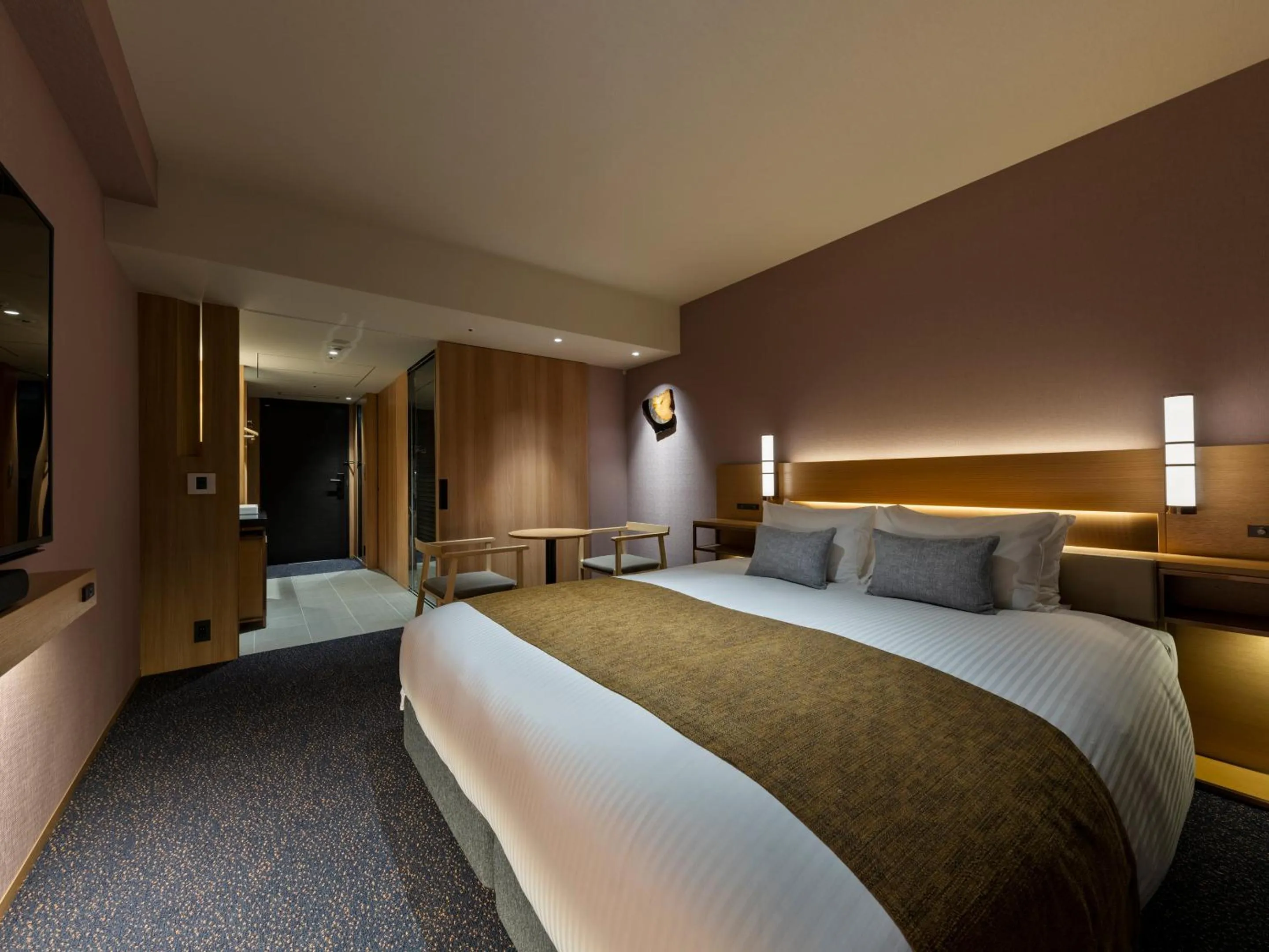 Photo of the whole room, Bed in Mitsui Garden Hotel Kyoto Sanjo PREMIER