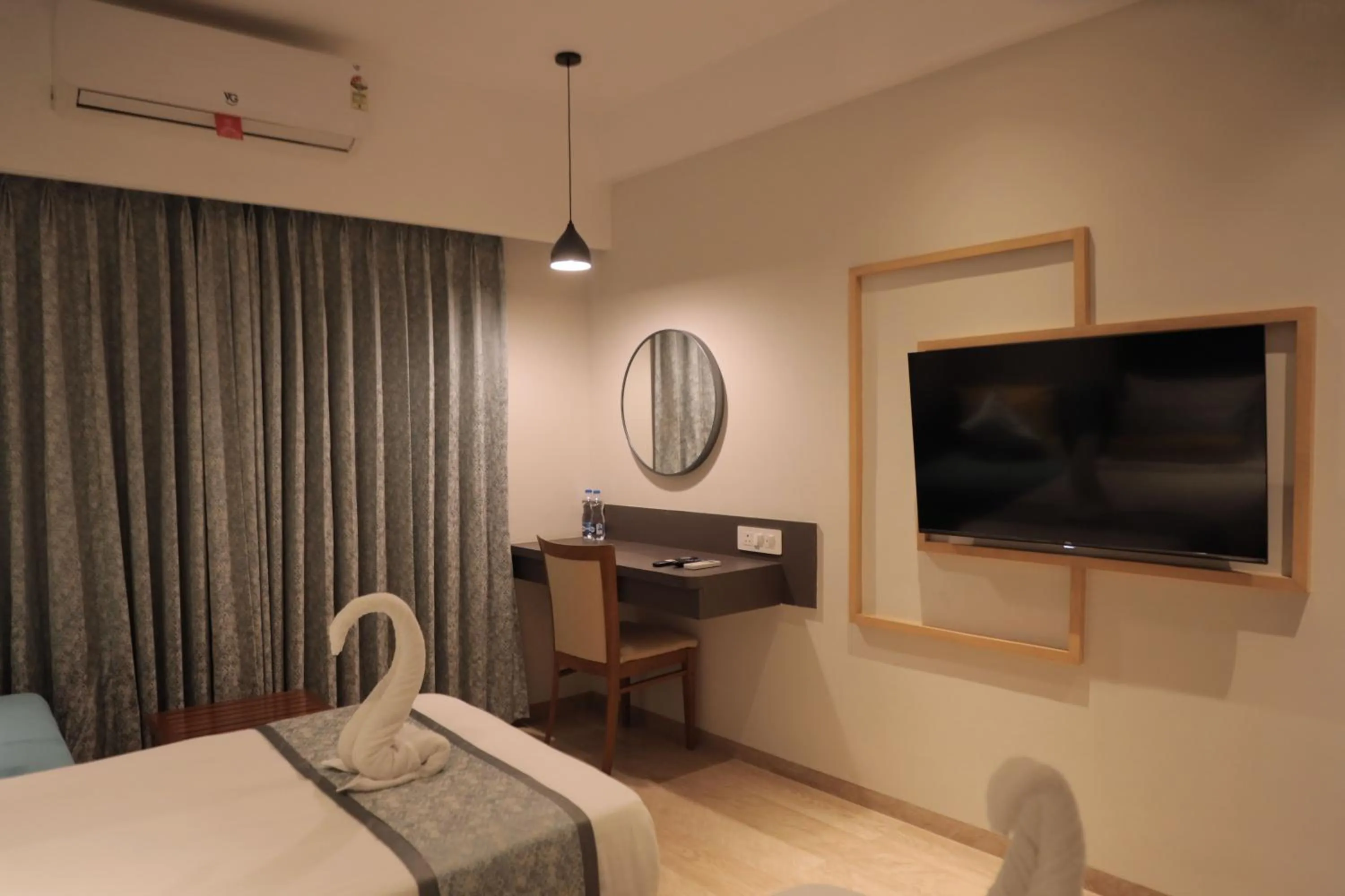 hair dresser, Bed in Hotel The Excellency