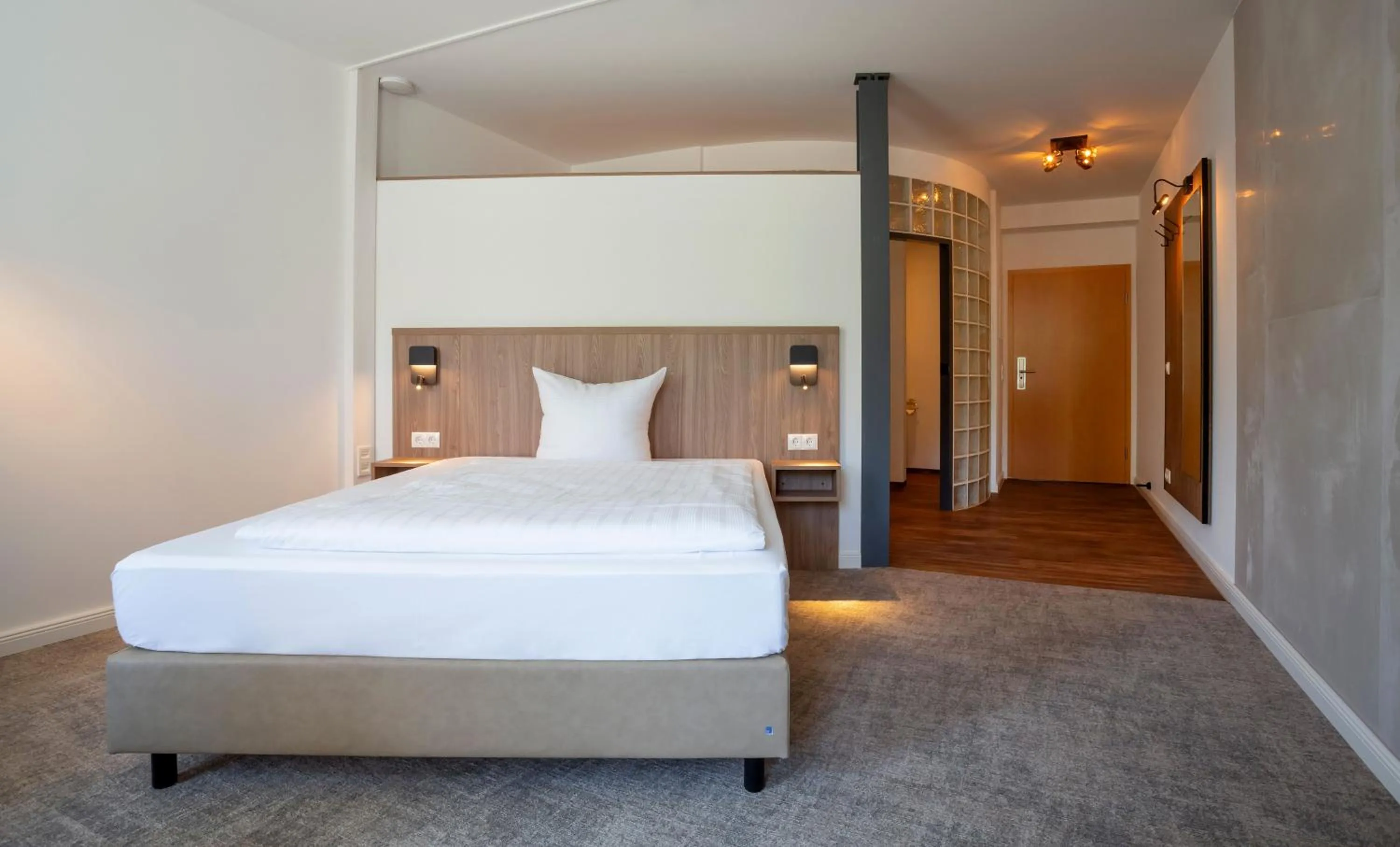 Photo of the whole room, Bed in Hof Sonnentau