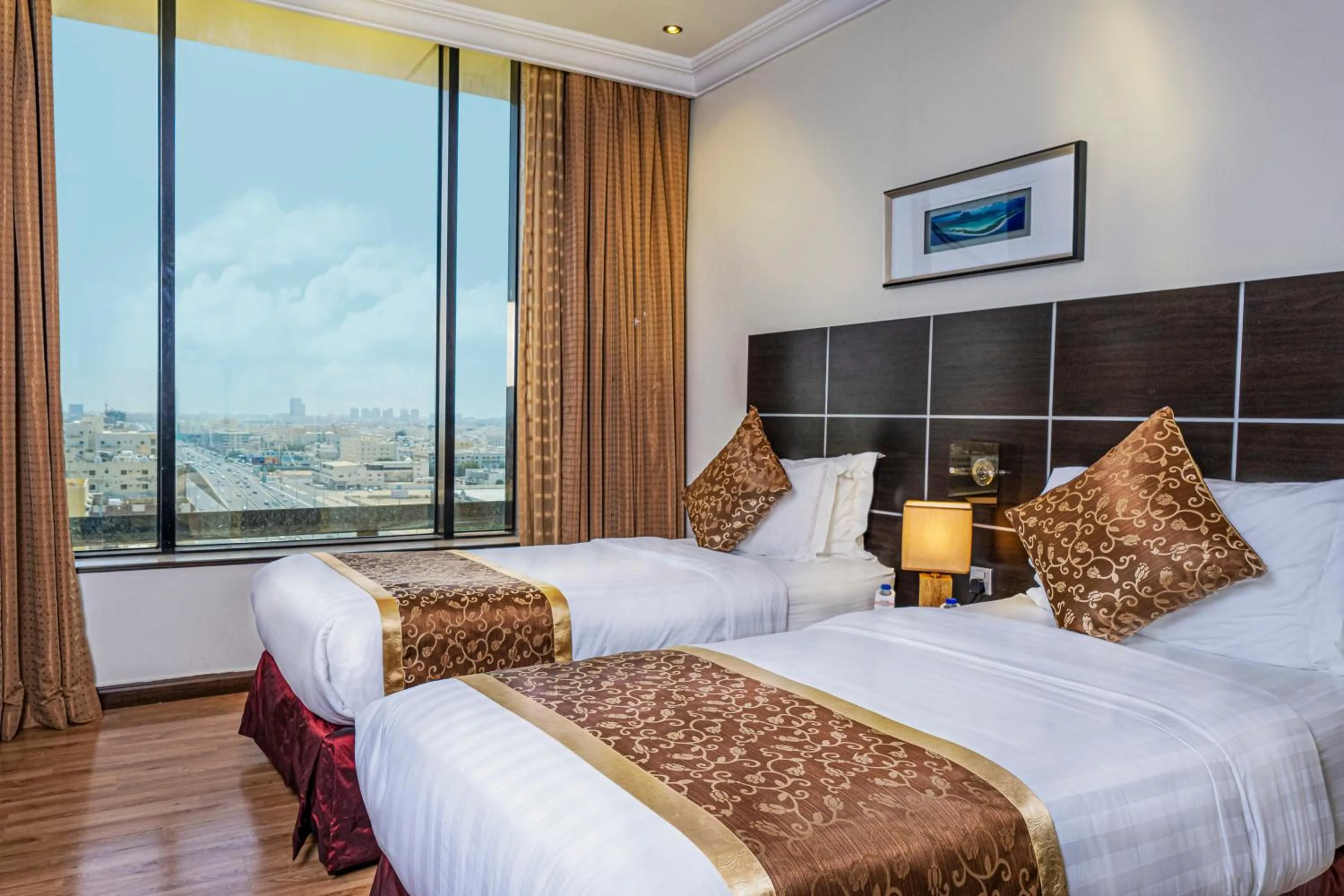 Bedroom, Bed in شقق بلاتينيوم السبعين للشقق المخدومة