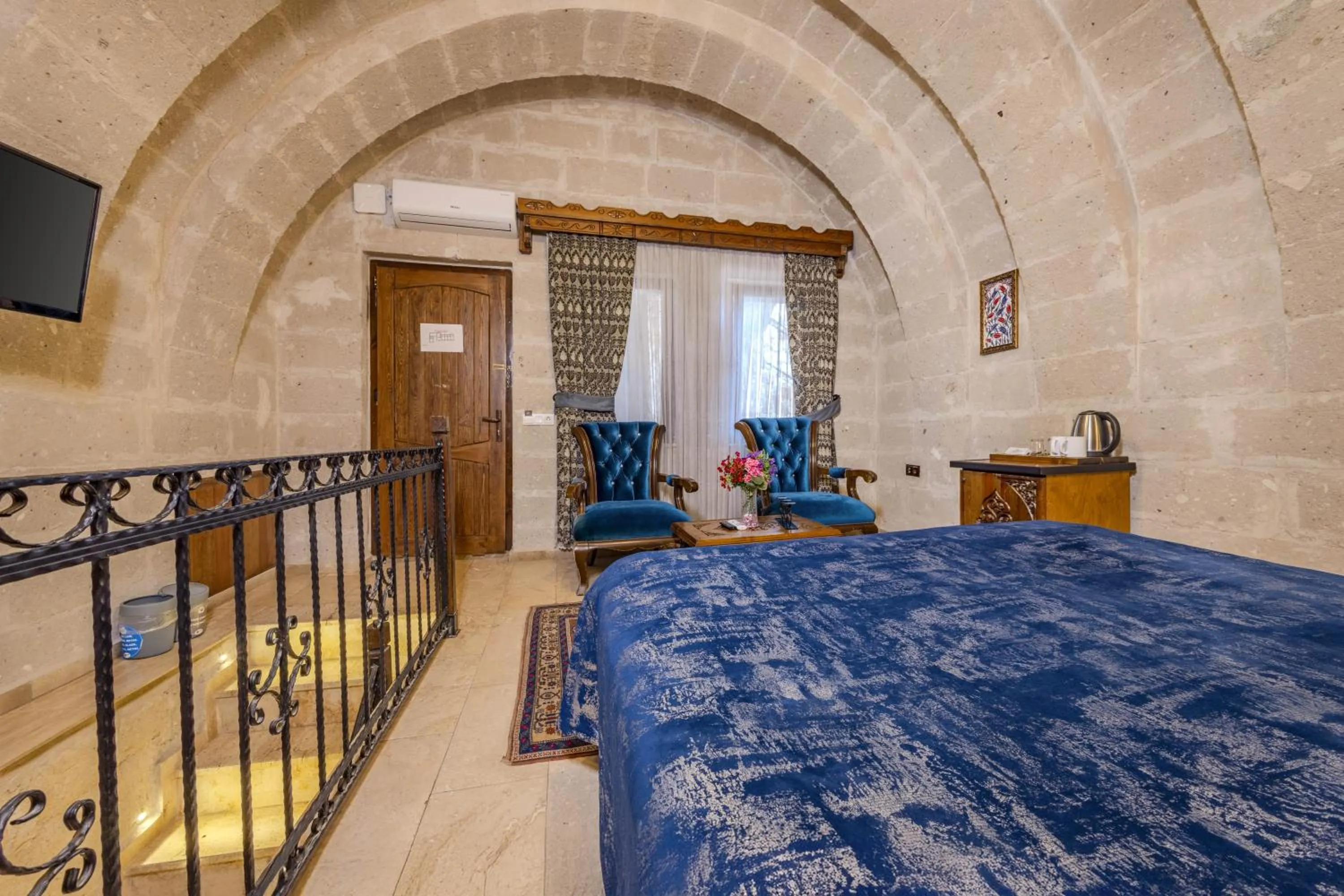 Bed in Cappadocia Inn Cave Hotel