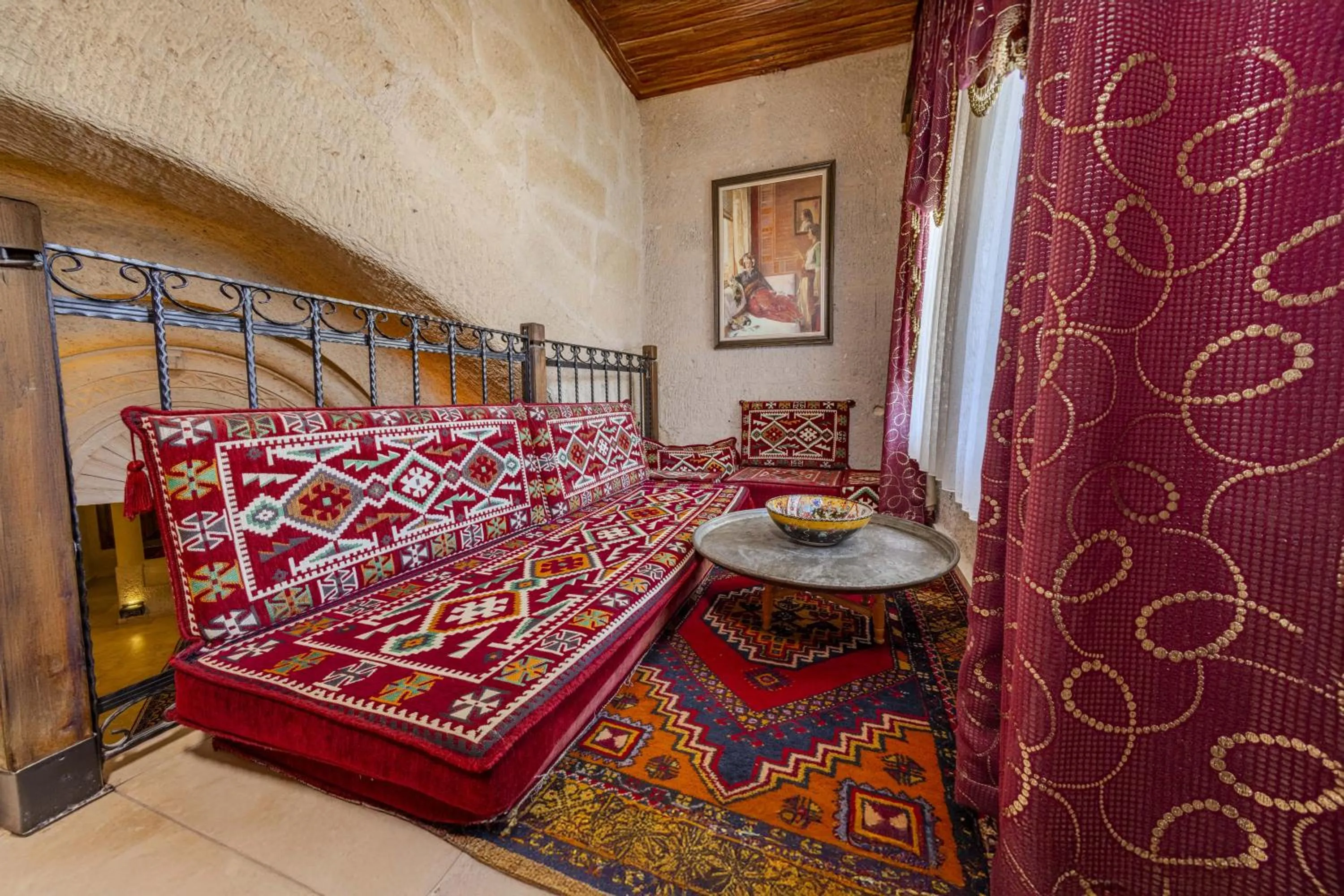 Living room, Bed in Cappadocia Inn Cave Hotel