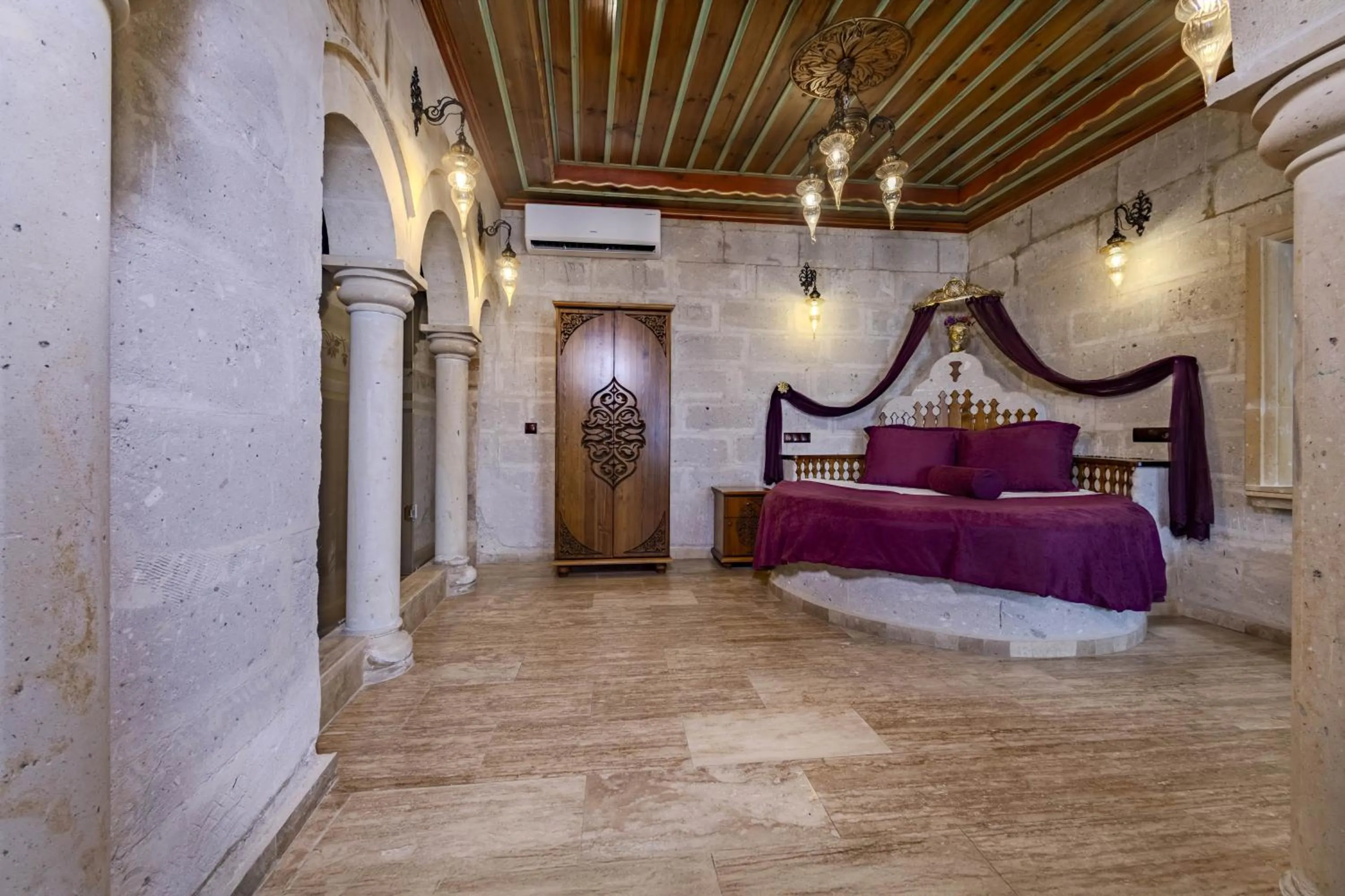 Bed in Cappadocia Inn Cave Hotel