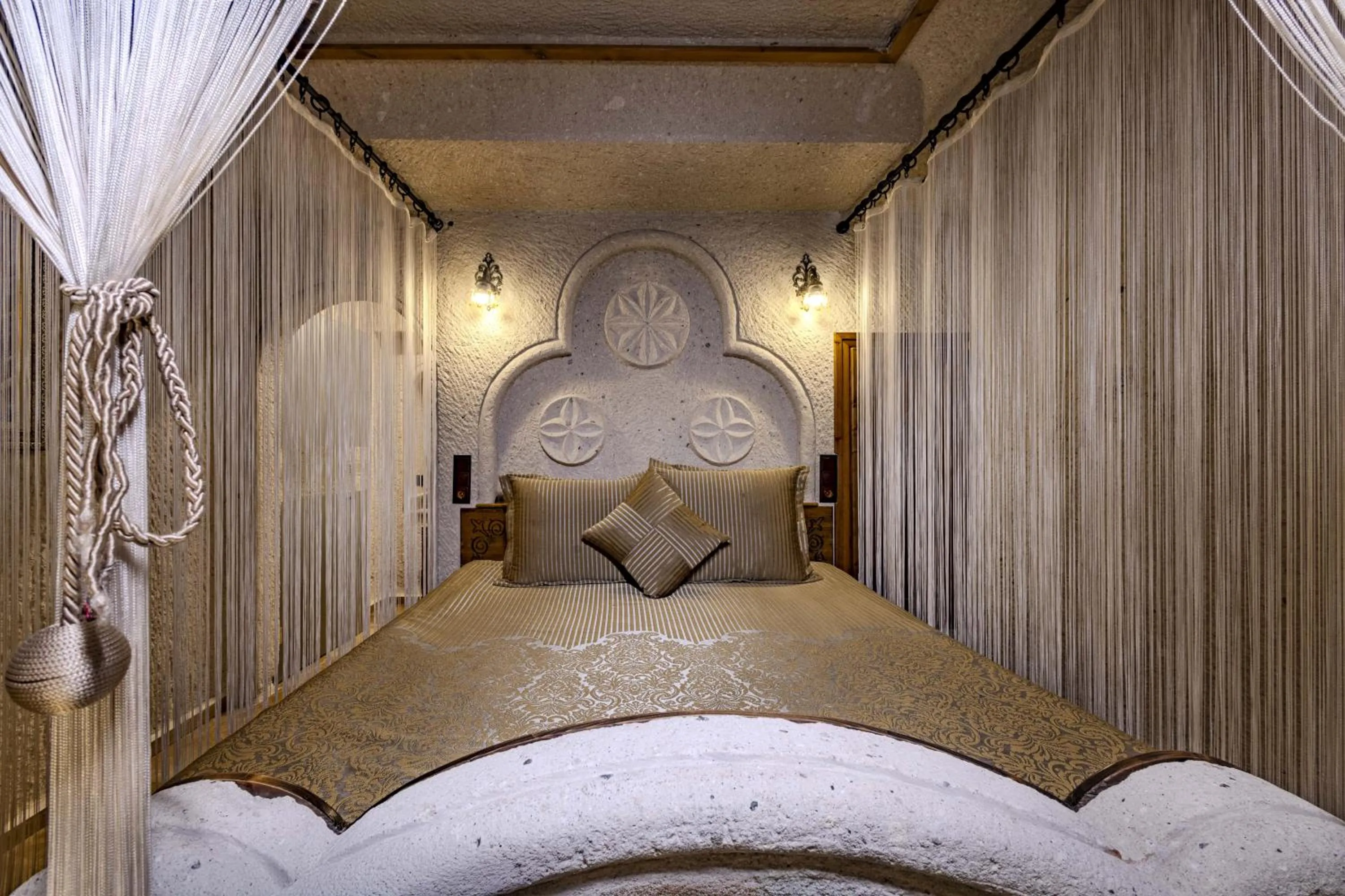 Bed in Cappadocia Inn Cave Hotel