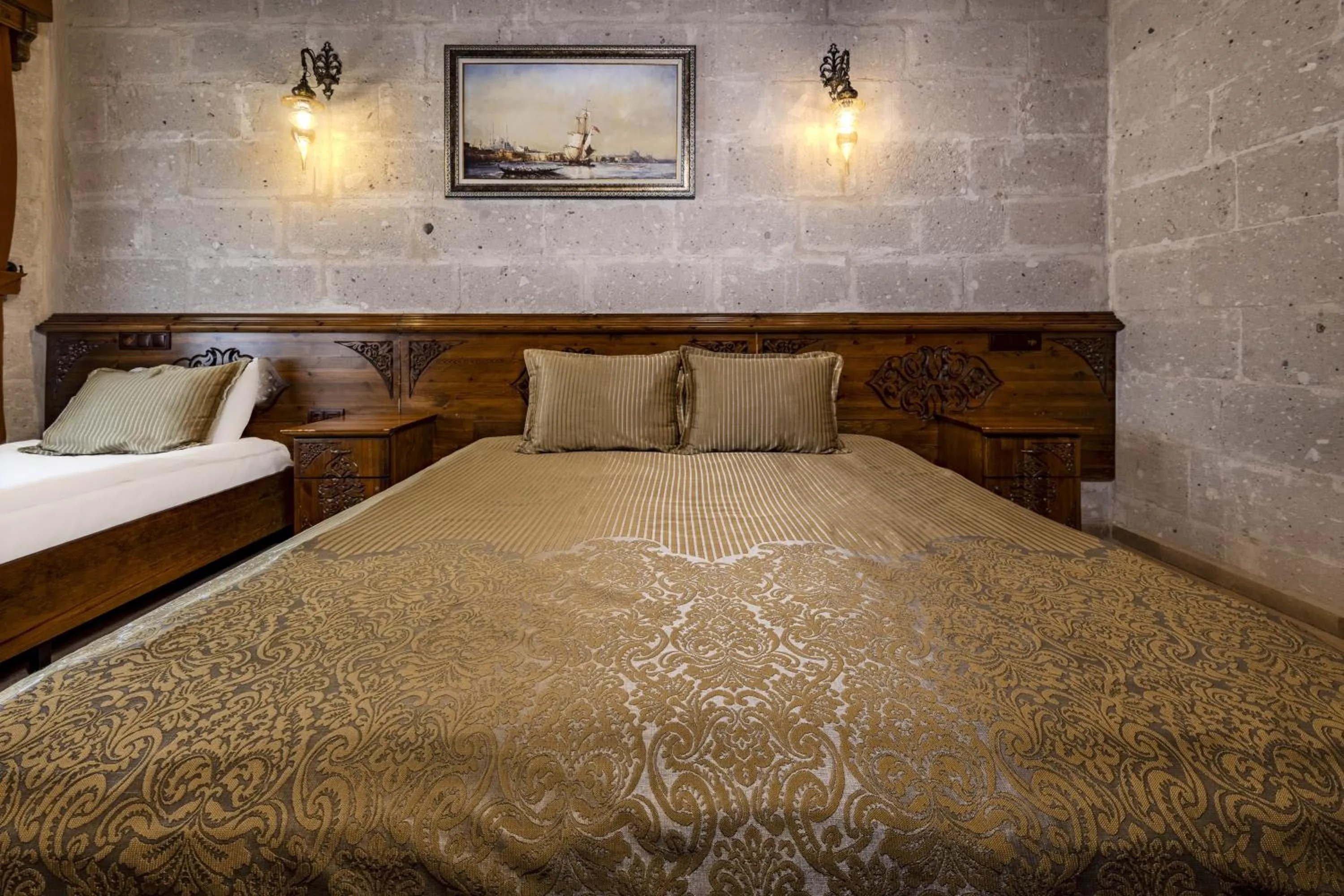 Bed in Cappadocia Inn Cave Hotel