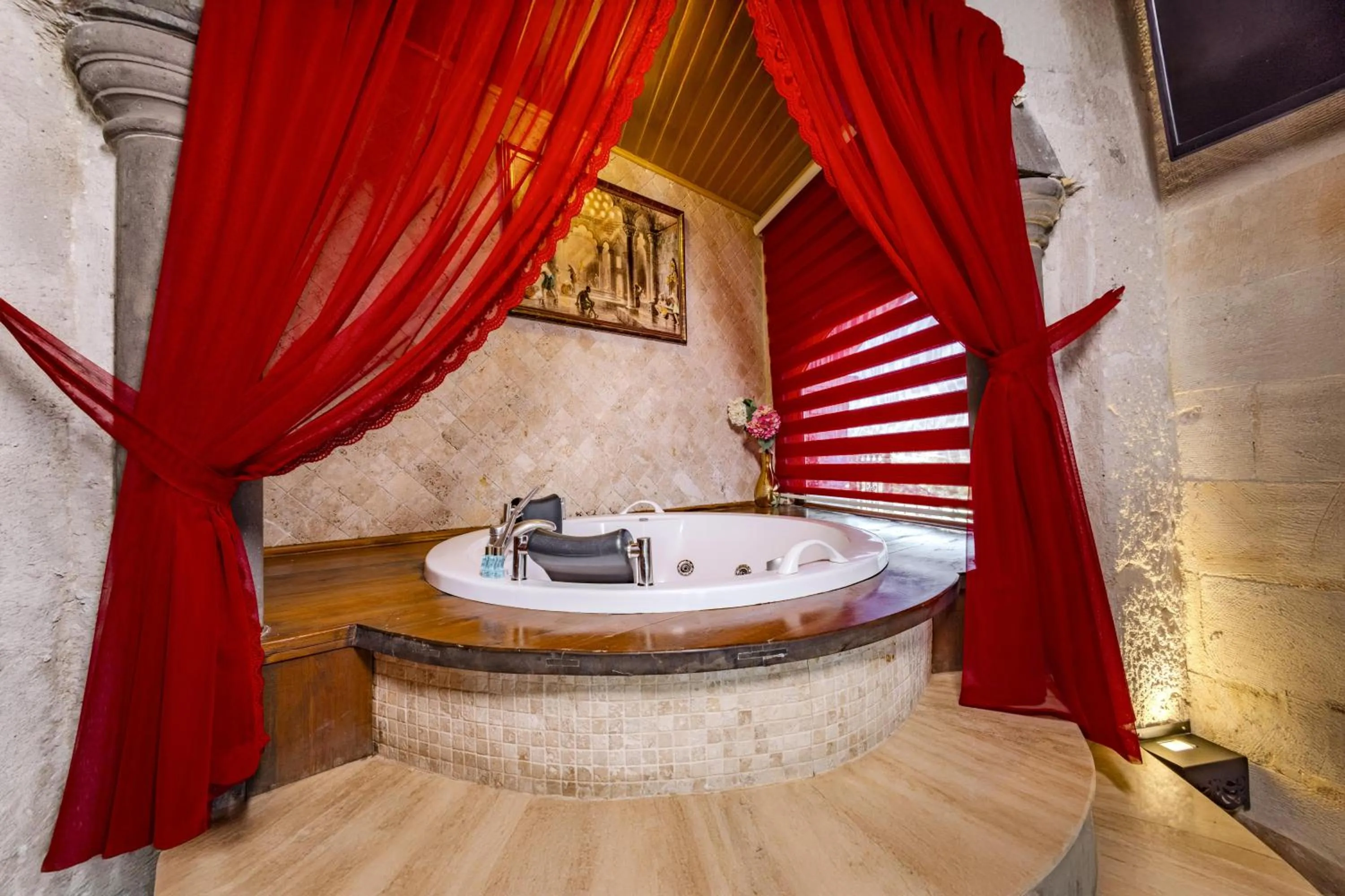Bath in Cappadocia Inn Cave Hotel