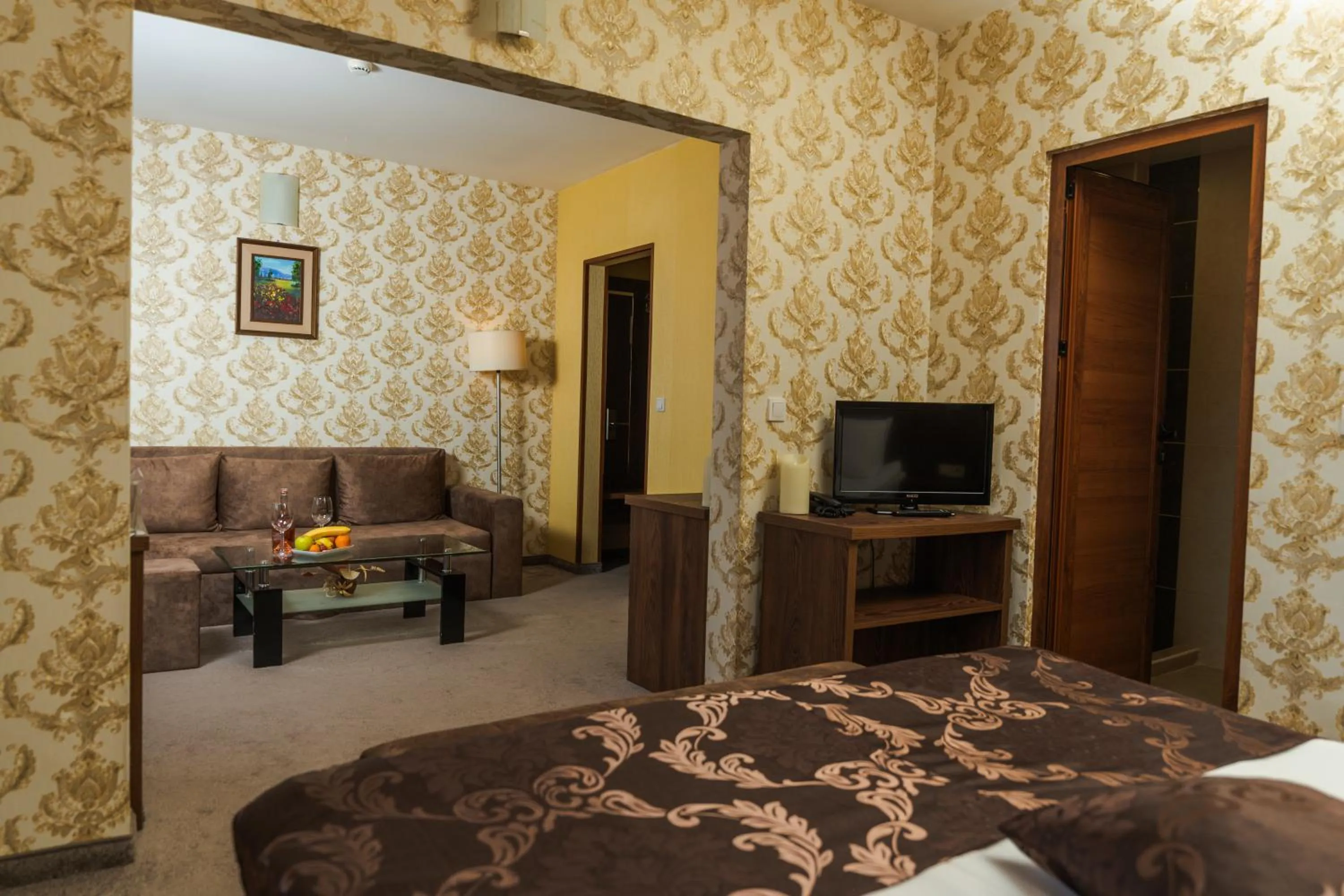 View (from property/room), Bed in Paradise SPA Hotel