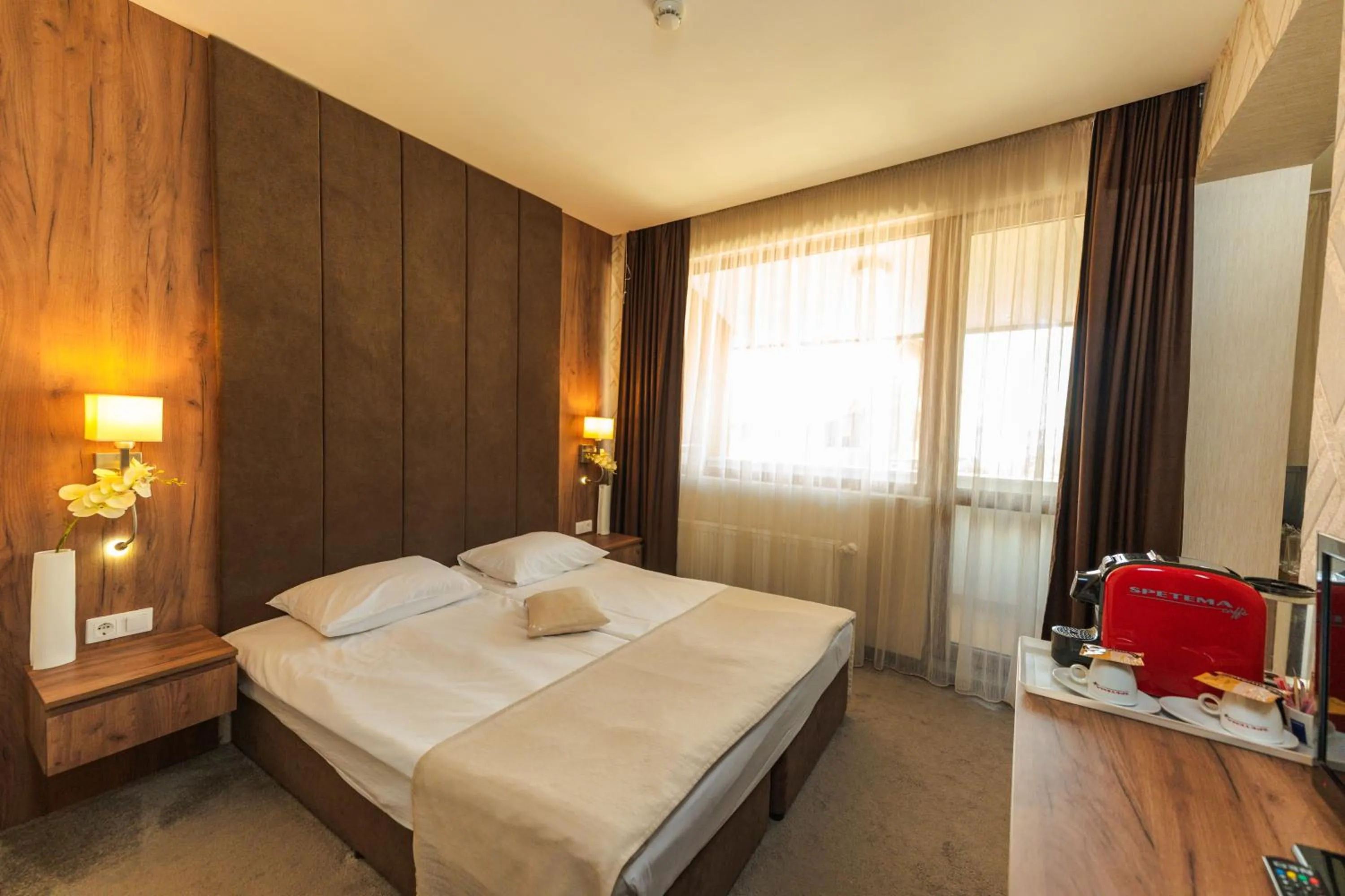 Bedroom, Bed in Paradise SPA Hotel