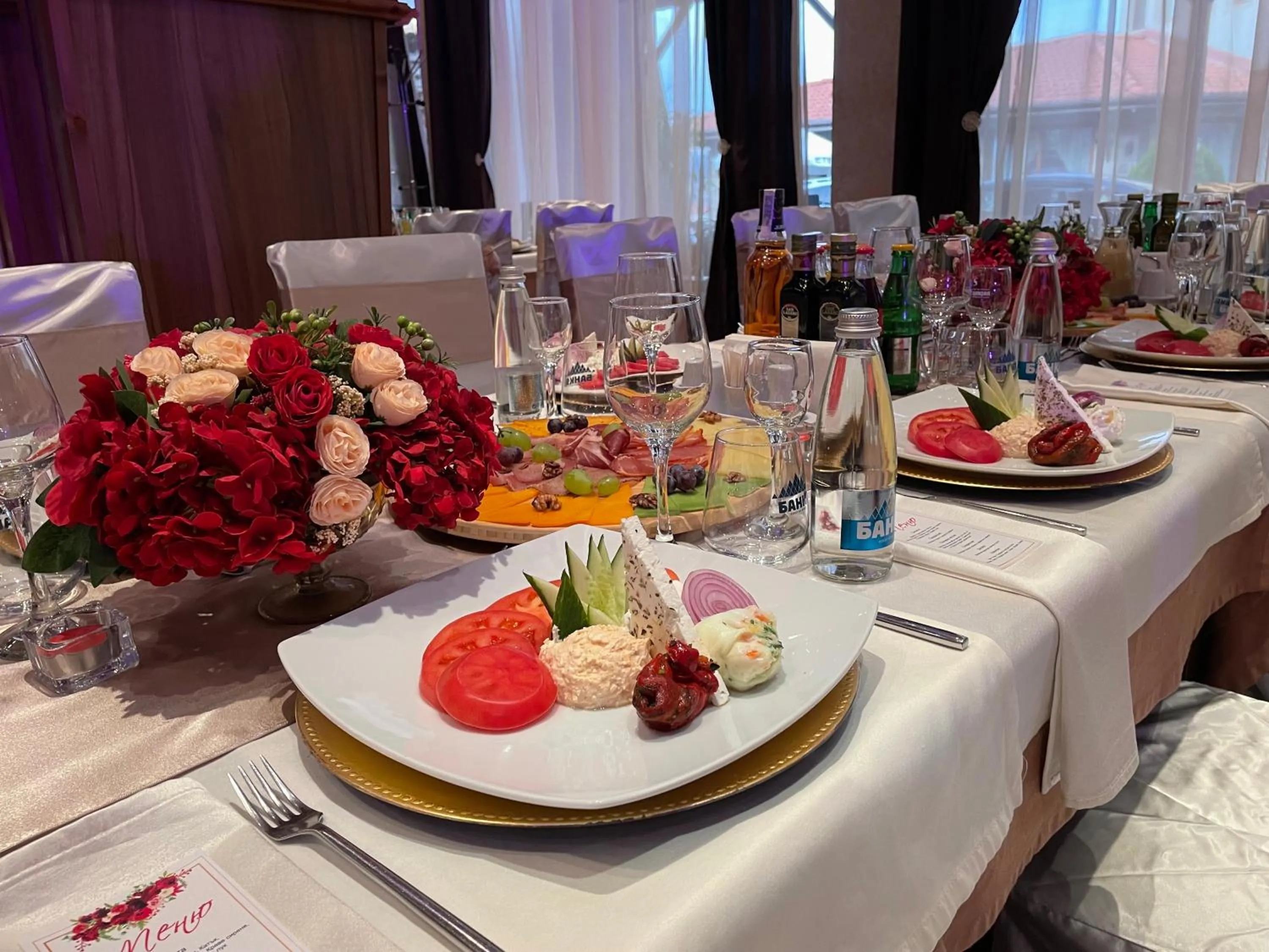 Restaurant/places to eat in Paradise SPA Hotel