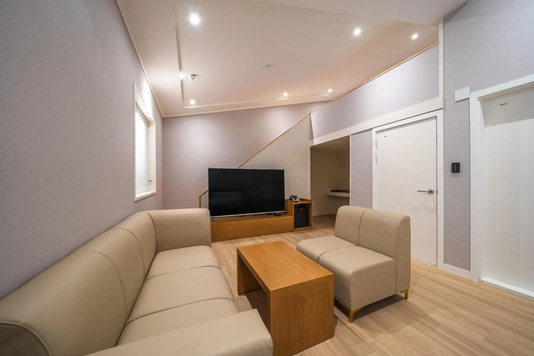 TV and multimedia in MONO HOTEL