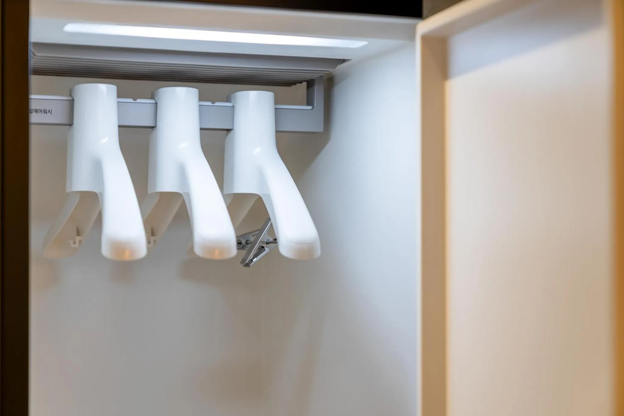 wardrobe in MONO HOTEL