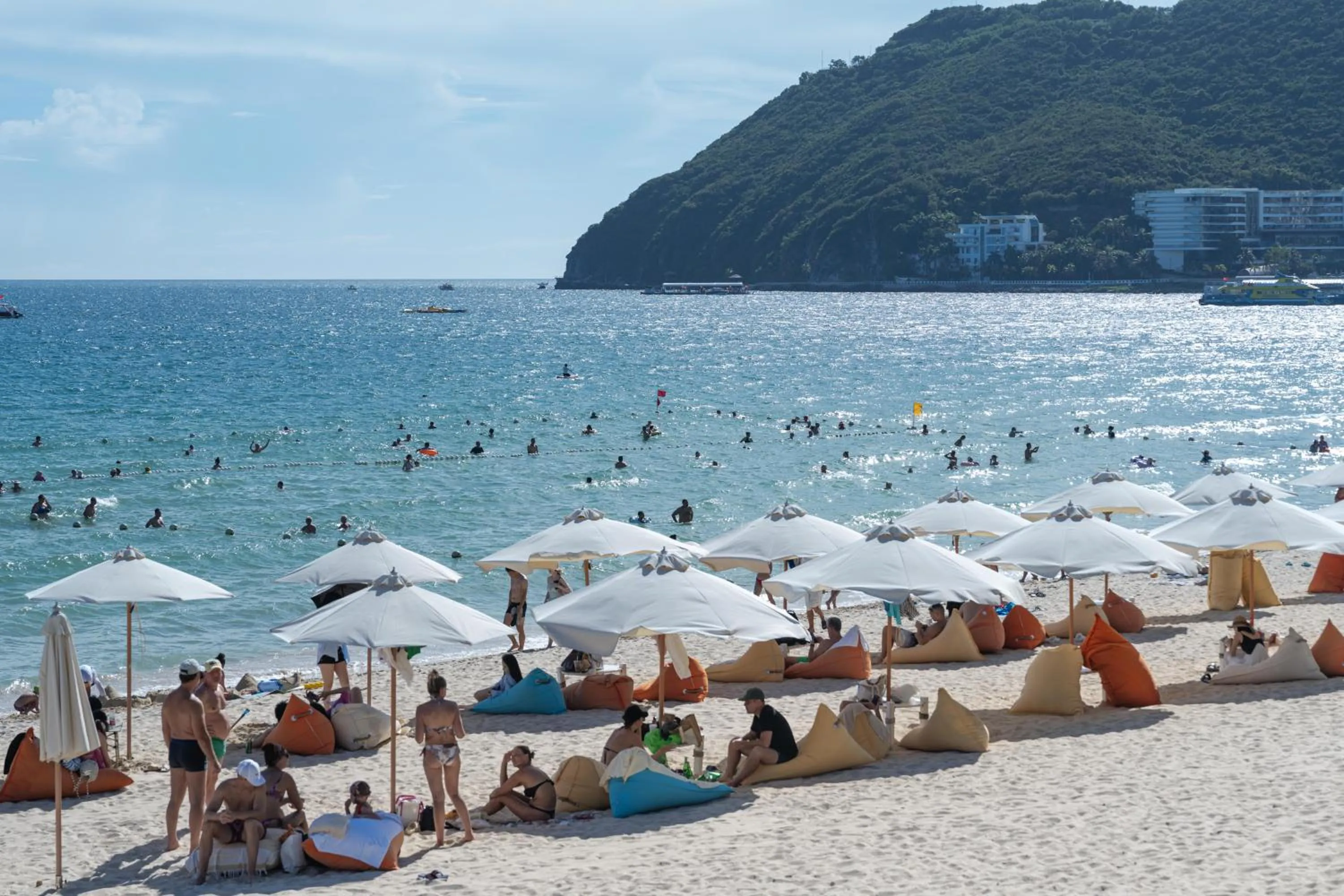 Beach in Sanya Junji Seaview Hotel