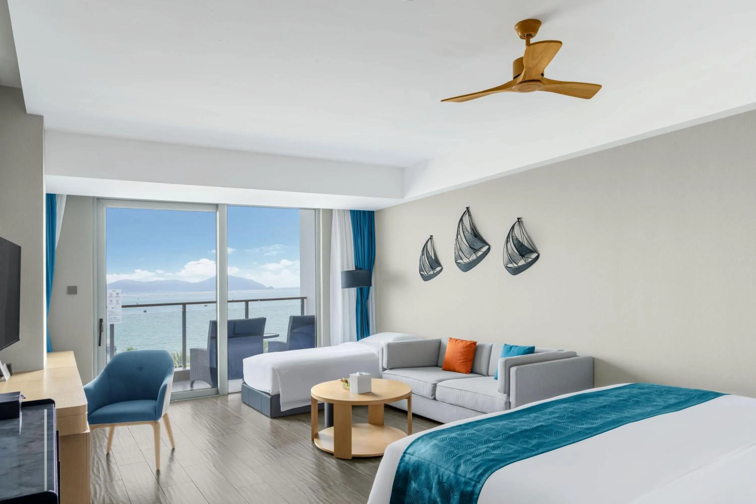 Bed in Sanya Junji Seaview Hotel