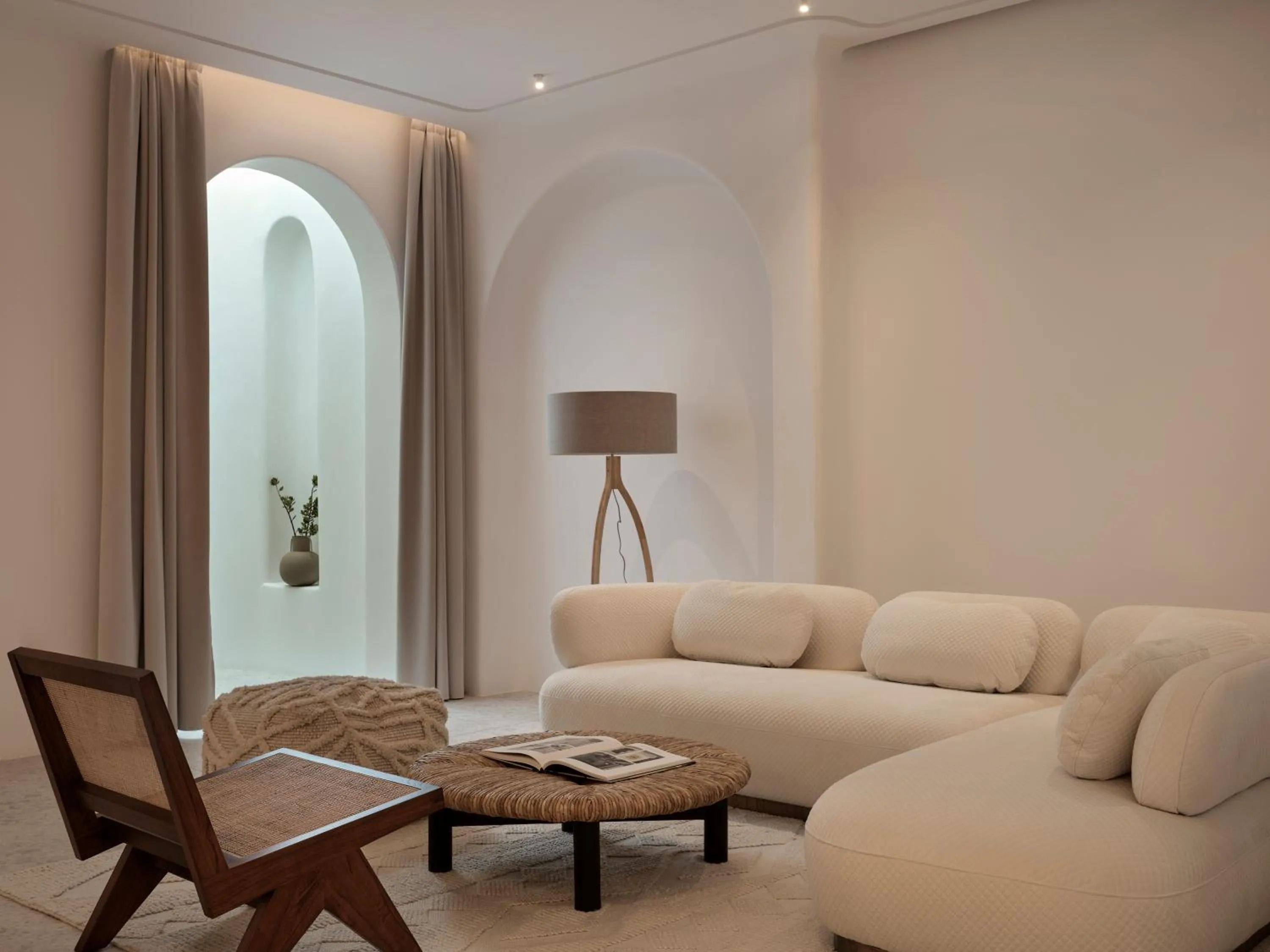 Living room in Deos Mykonos - A Myconian Collection Hotel