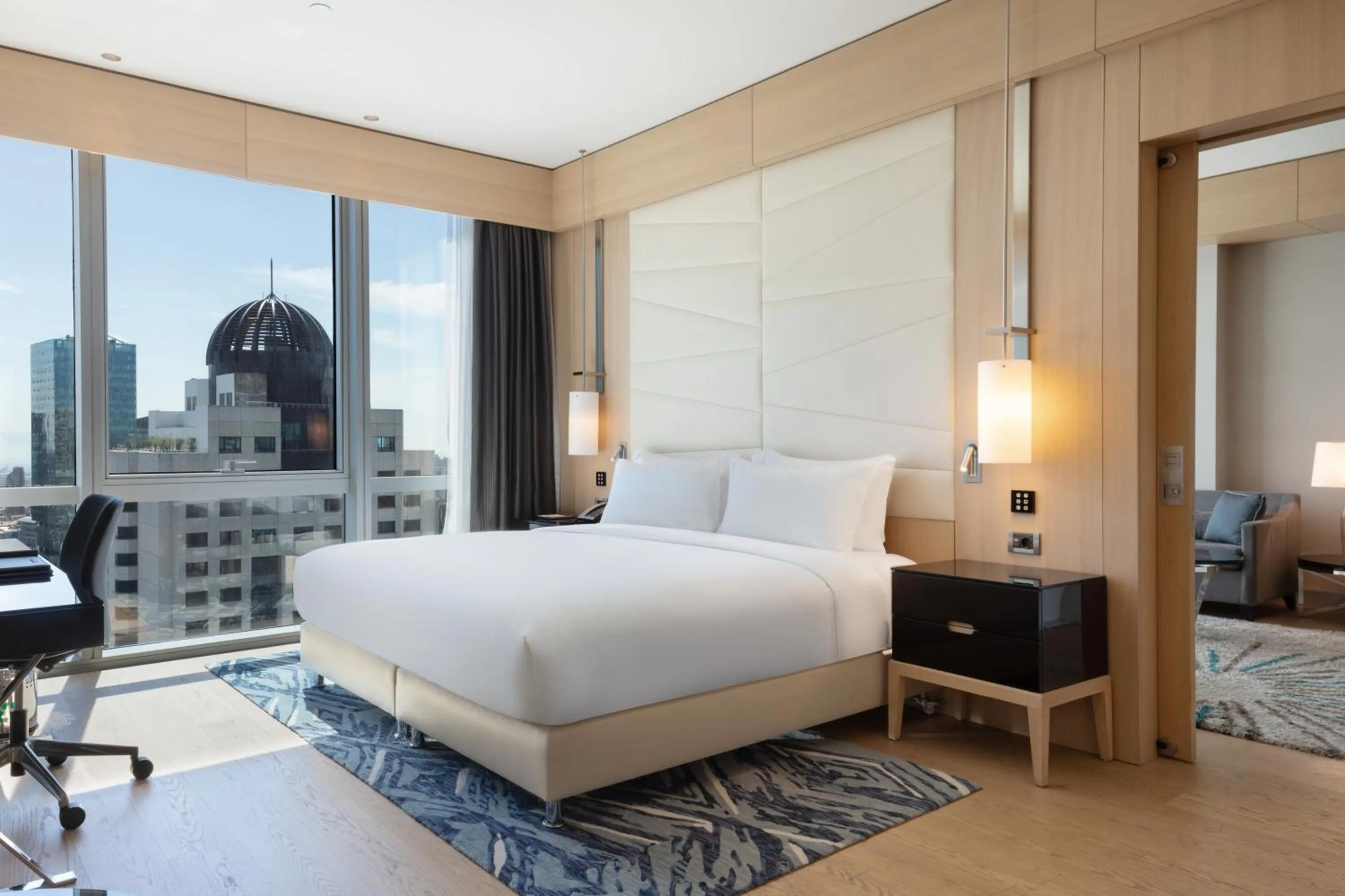 Bedroom, Bed in Wyndham Grand Istanbul Levent Hotel & Conference Center