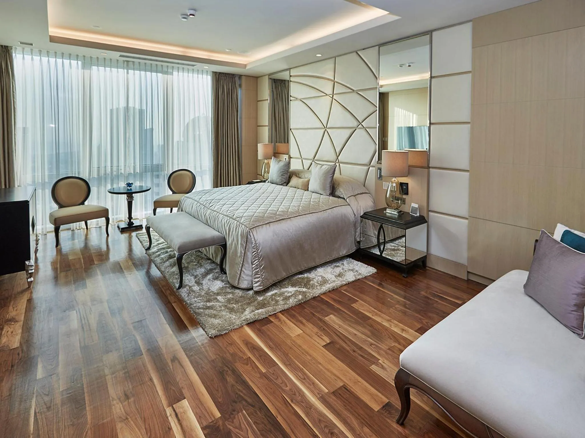 Bedroom, Bed in Wyndham Grand Istanbul Levent Hotel & Conference Center