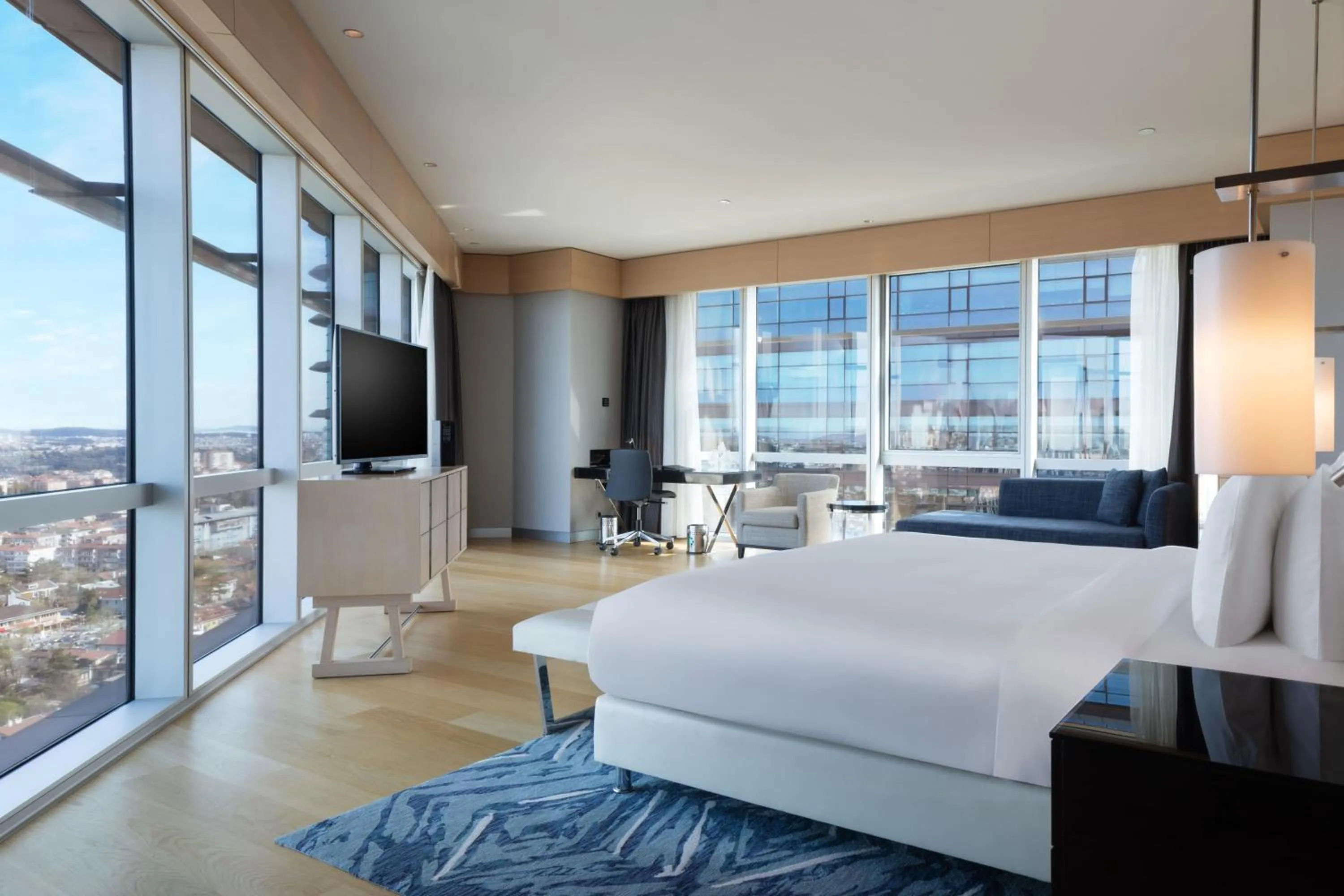 Photo of the whole room, Bed in Wyndham Grand Istanbul Levent Hotel & Conference Center