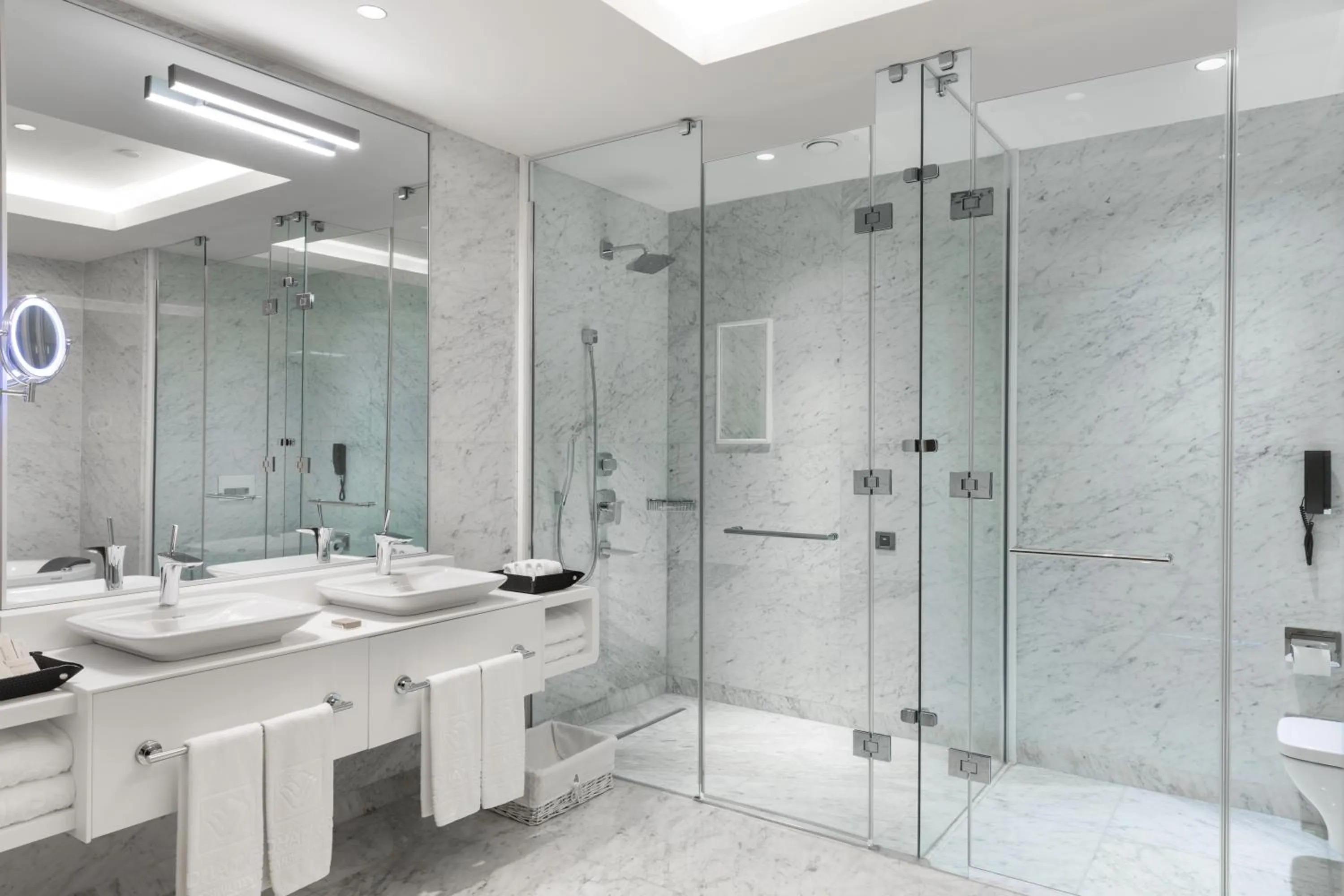 Shower in Wyndham Grand Istanbul Levent Hotel & Conference Center