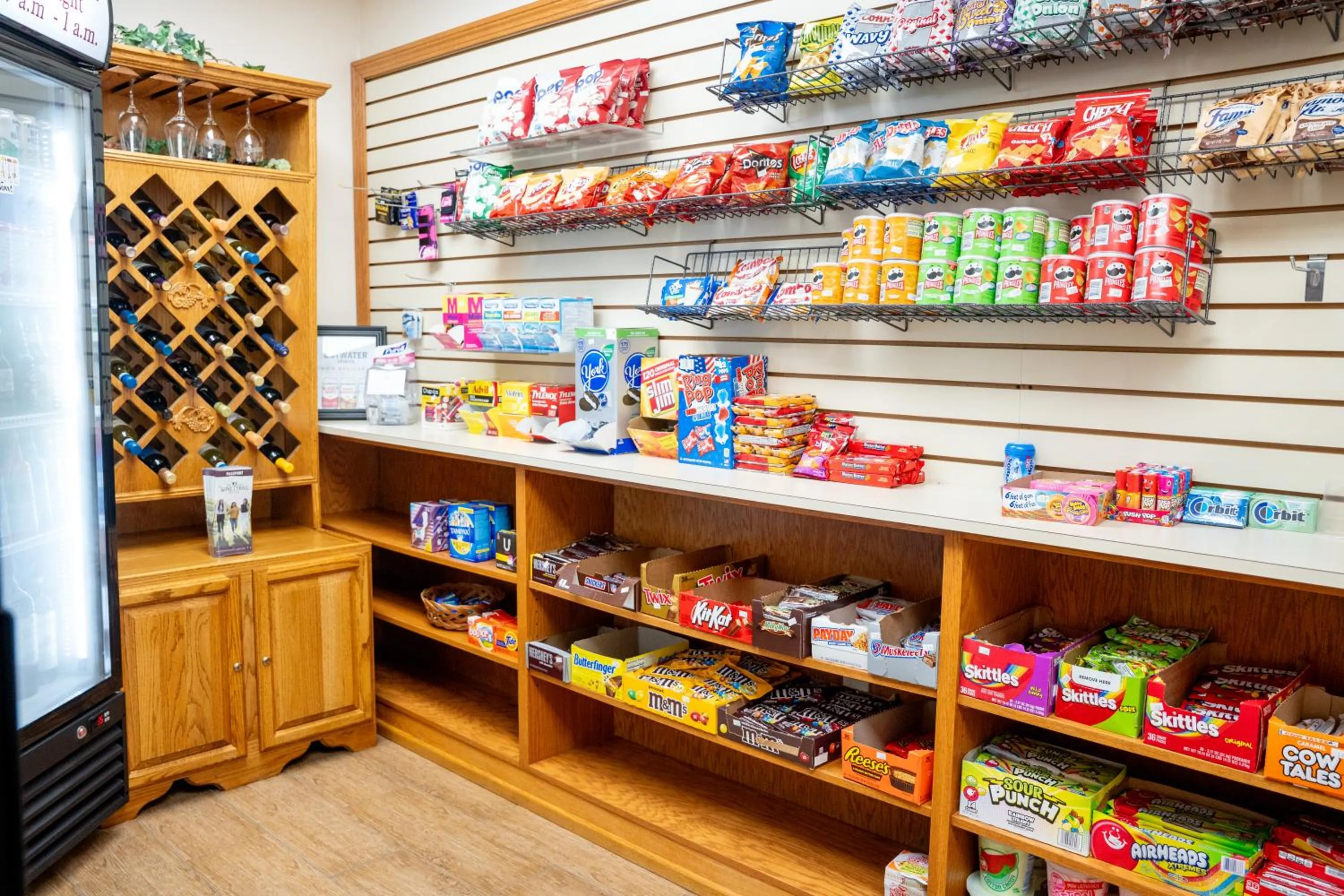 Coshocton Village Inn & Suites