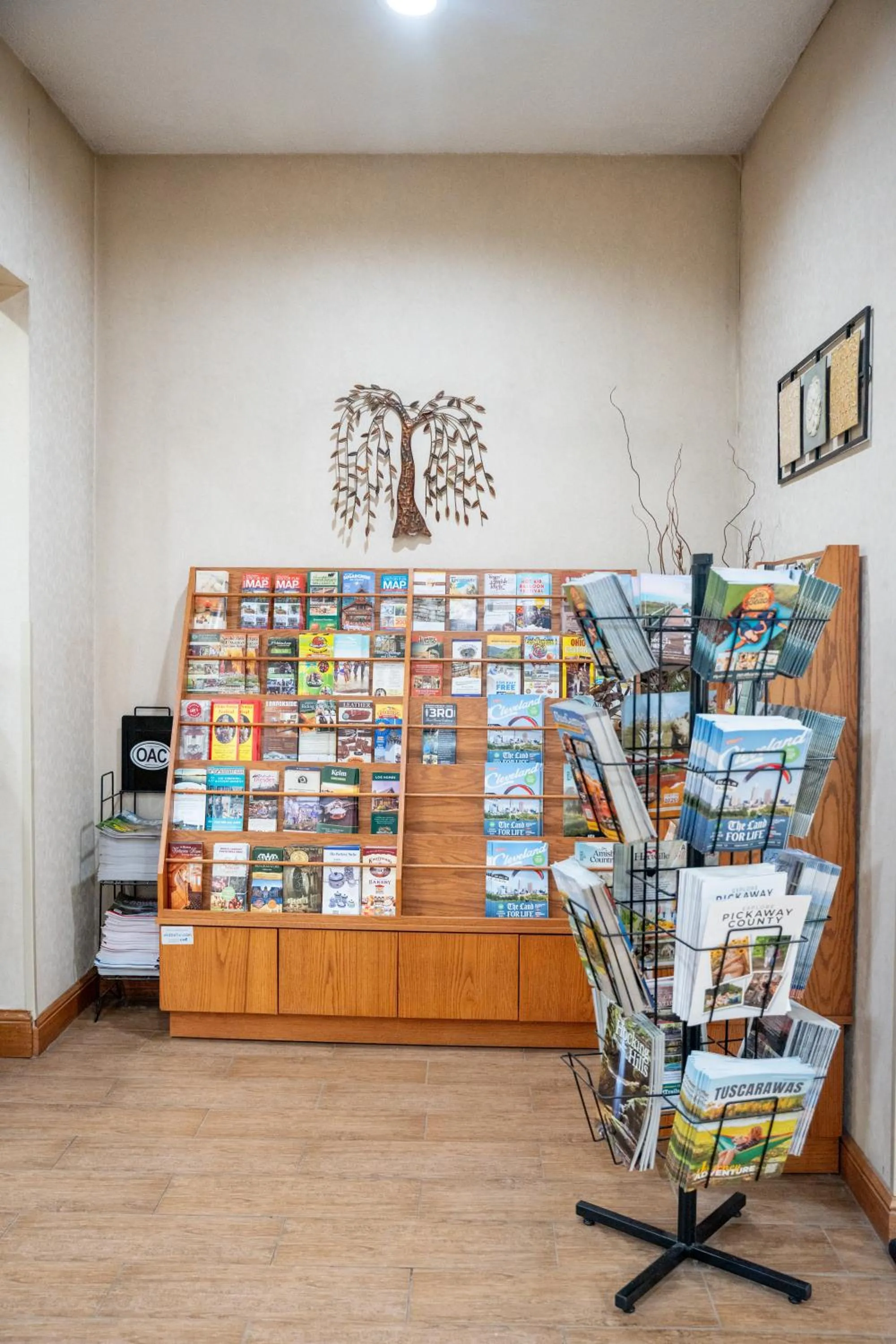 Coshocton Village Inn & Suites