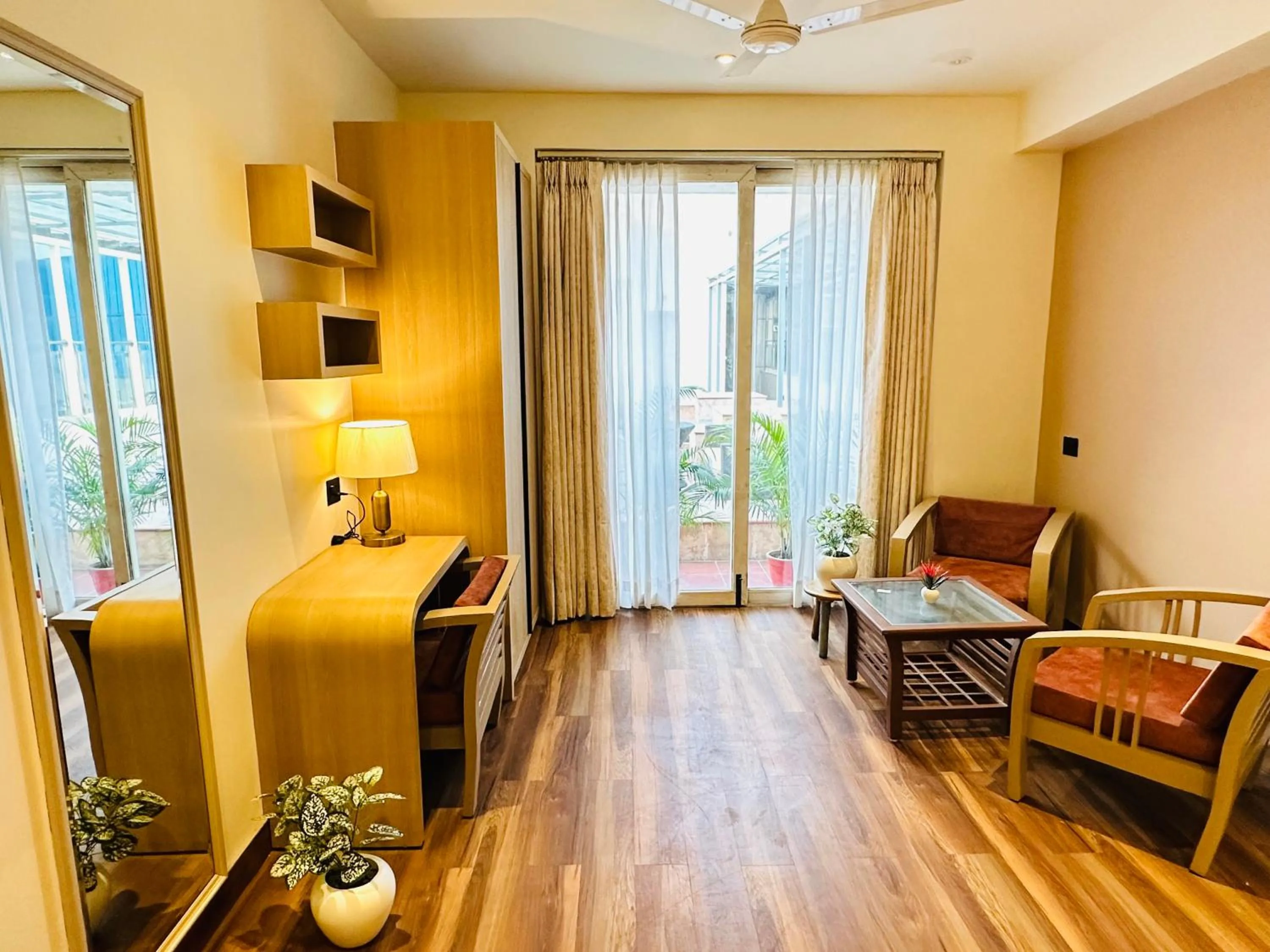 Bed in Hotel South Ex Residency - South Ex near AIIMS Delhi - Couple Friendly